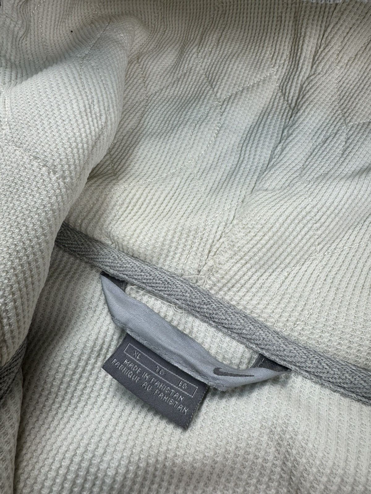 Nike × Vintage NIKE VINTAGE CENTER LOGO OVERSIZE BOXY ZIP HOODIE Size US XL / EU 56 / 4 - 8 Thumbnail