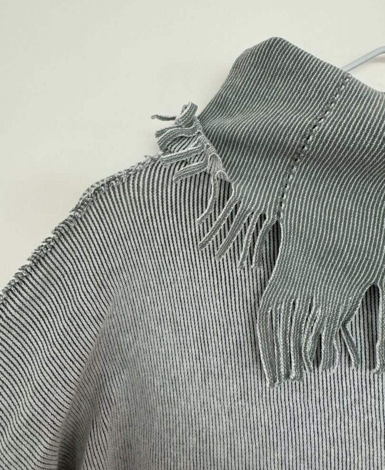 Issey Miyake × Japanese Brand 🔥Issey Miyake Fringes Hippies Sweater Size US S / EU 44-46 / 1 - 6 Thumbnail