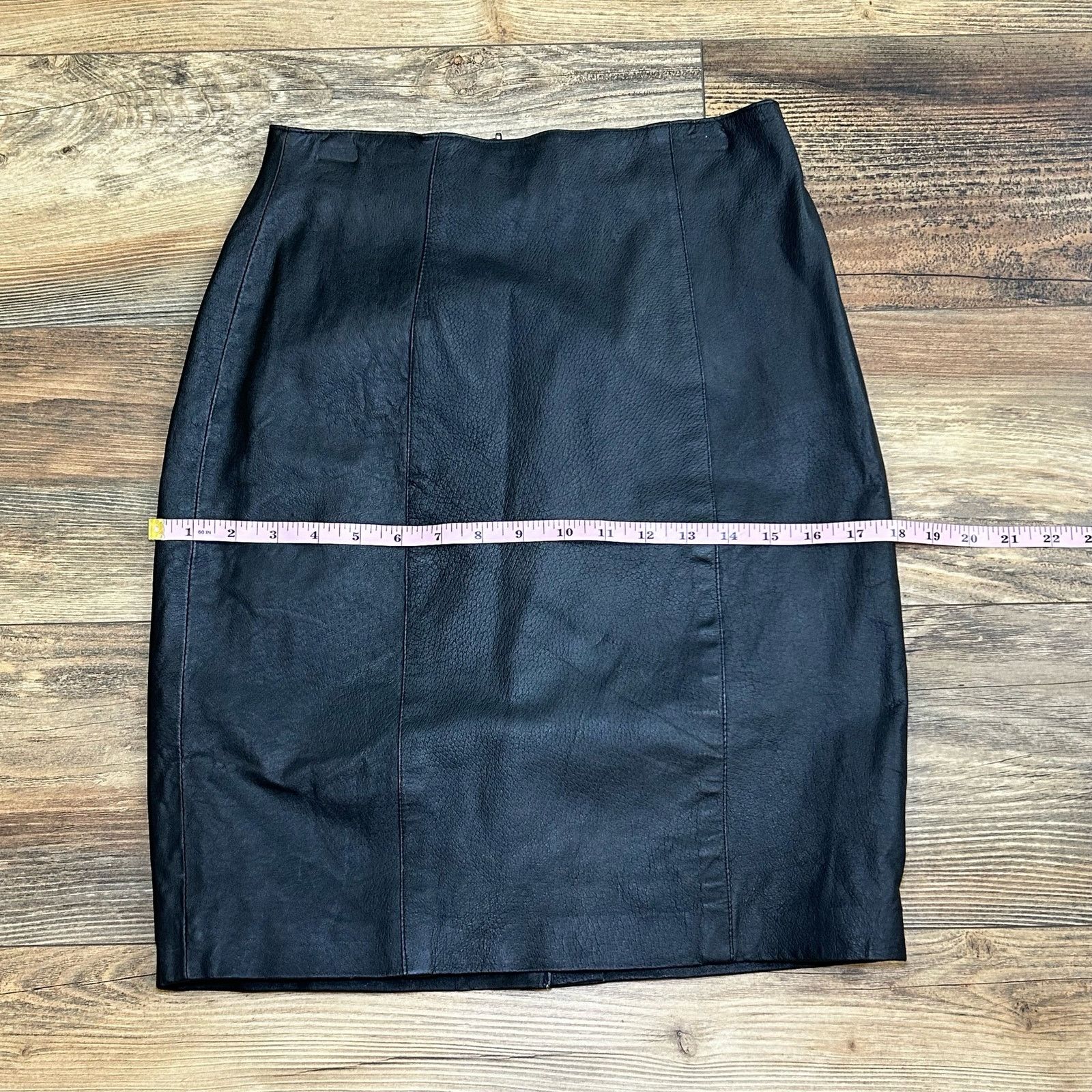 Vintage Vintage Black Leather Pencil Skirt 80s Rock Office Siren Size 26" / US 2 / IT 38 - 8 Thumbnail