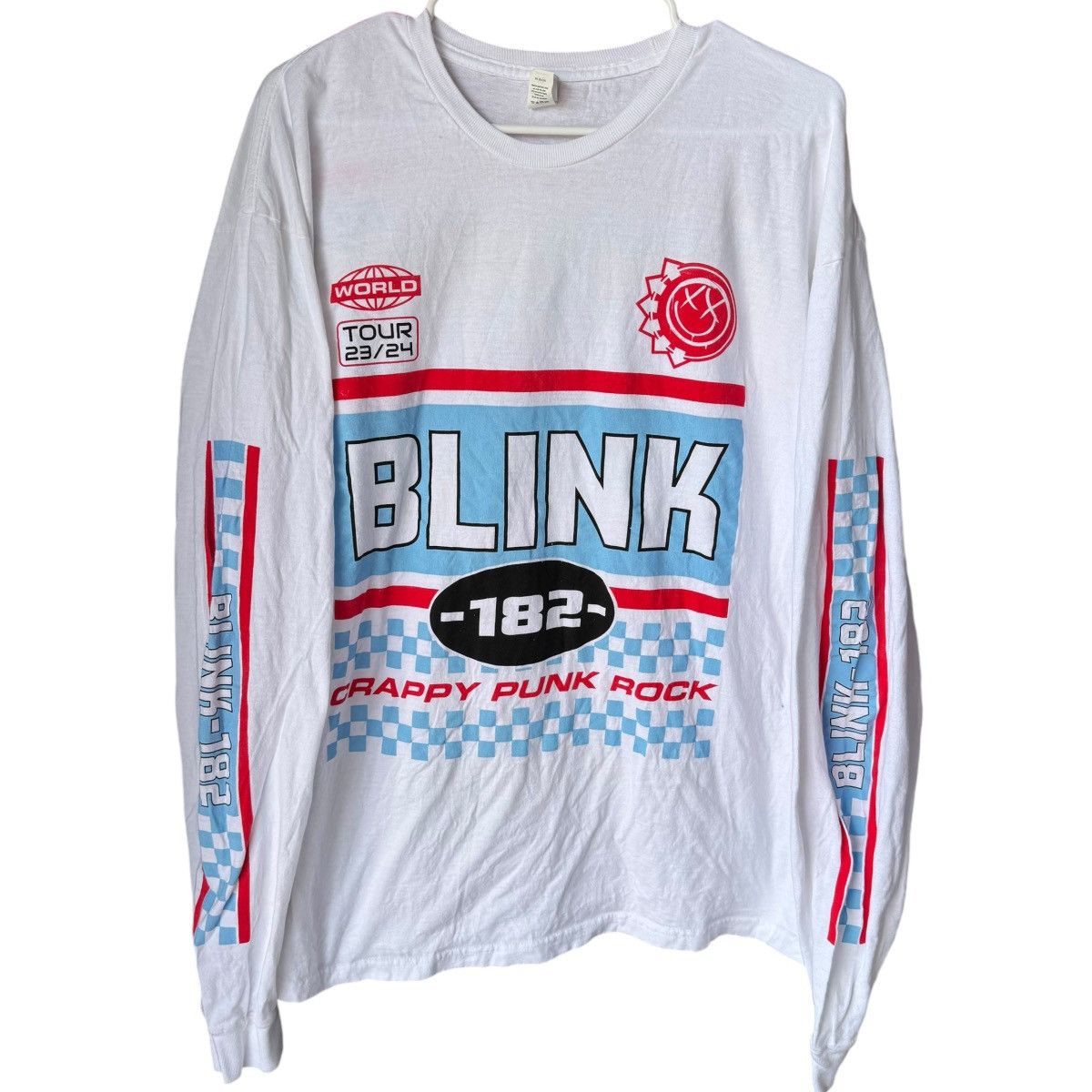 Band Tees BLINK 182 23/24 MERCH CONCERT GRAPHIC LONG SLEEVE SHIRT Size US XL / EU 56 / 4 - 7 Thumbnail