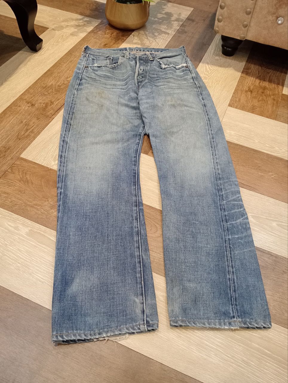 Levi's Vintage Clothing LEVI'S VINTAGE 501 CAPITAL E SELVEDGE BLUE DENIM JEANS Size US 30 / EU 46 - 3 Thumbnail