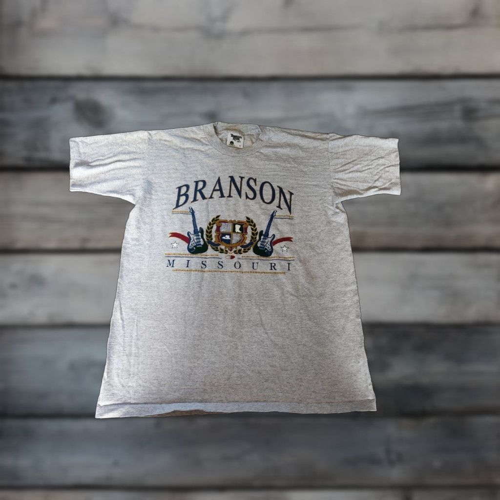 Vintage VINTAGE Tennessee River T-Shirt Shirt Men M Gray 80s 90s Music Branson Missouri Short Sleeve Crew Neck Size US M / EU 48-50 / 2 - 1 Thumbnail