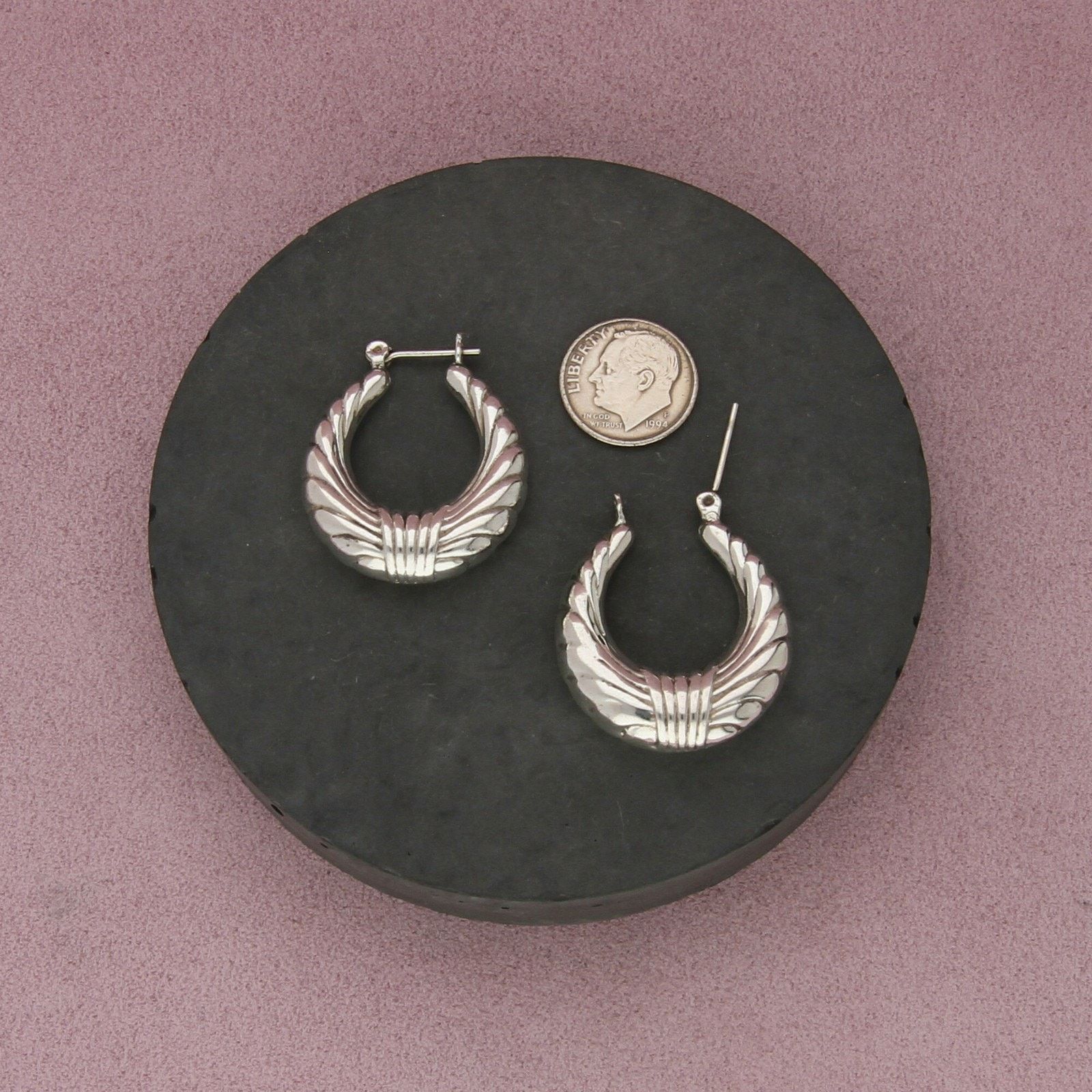 Sterling Silver sterling silver puffy scalloped snap-post hoop earrings Size ONE SIZE - 2 Thumbnail