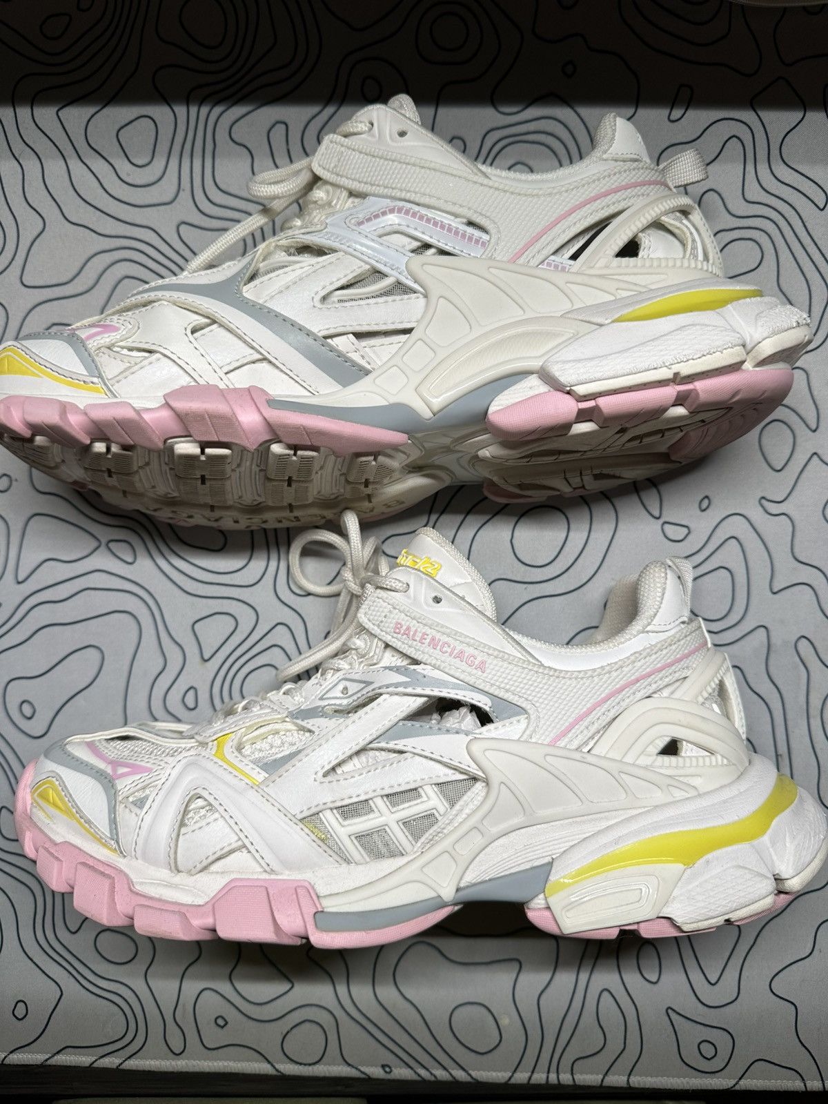 Balenciaga Balenciaga Track 2 Pink White Size US 9 / IT 39 - 2 Thumbnail