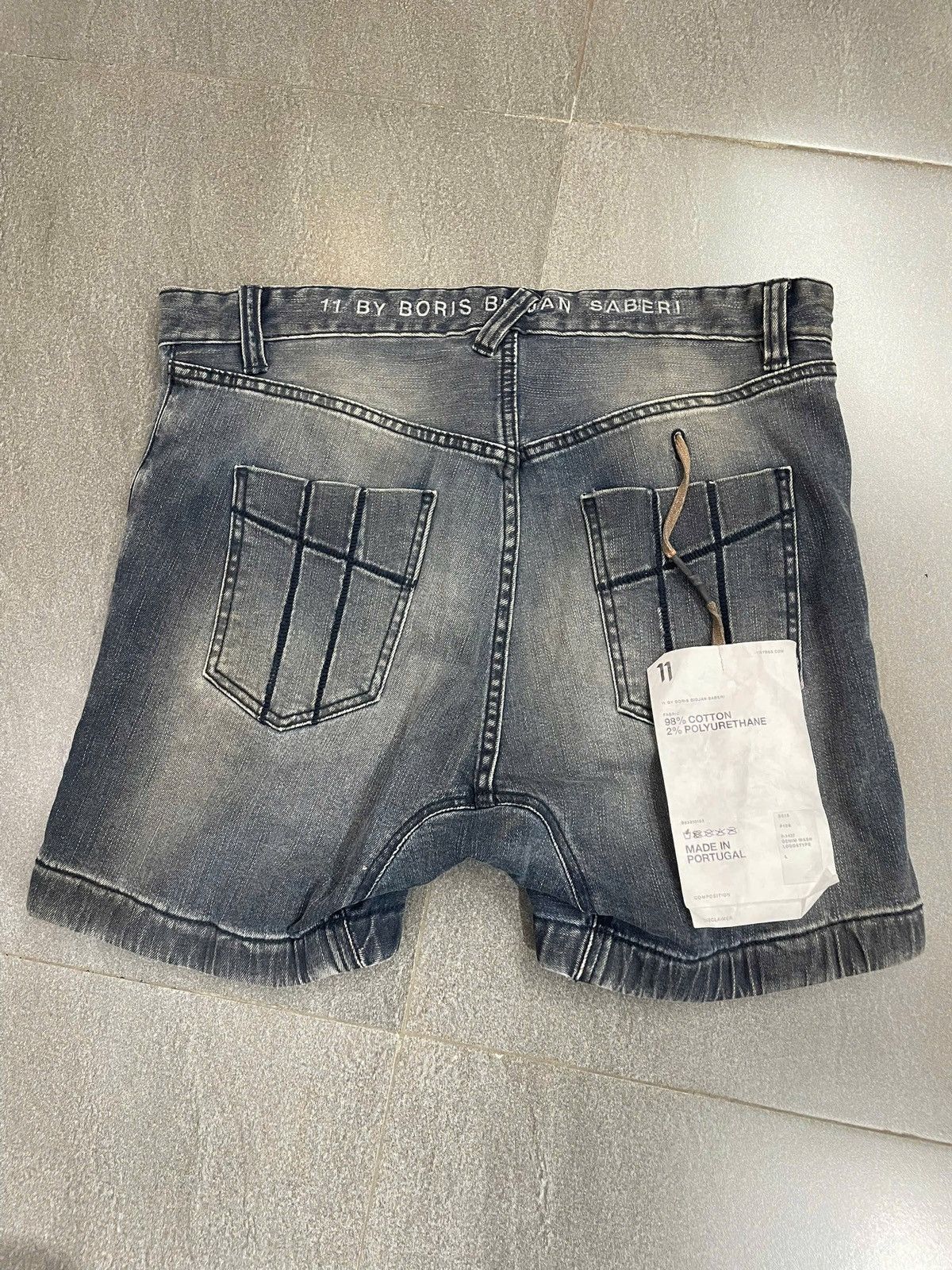 11 By Boris Bidjan Saberi 11 BY BORIS BIDJAN SABERI Dark Blue Denim Shorts Size US 33 - 4 Thumbnail