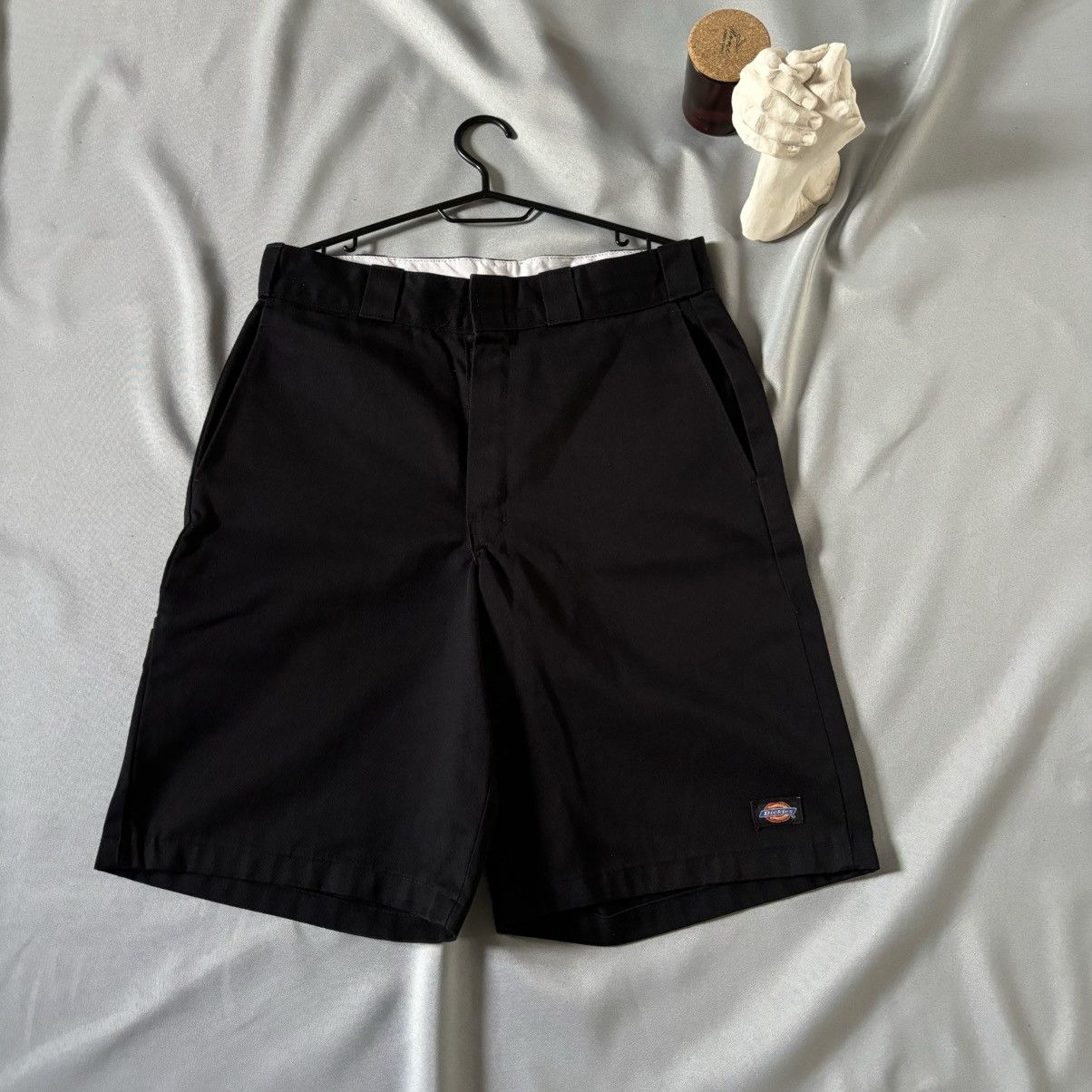 Dickies Dickies vintage cotton shorts 32 black used streetwear Size US 32 / EU 48 - 1 Thumbnail
