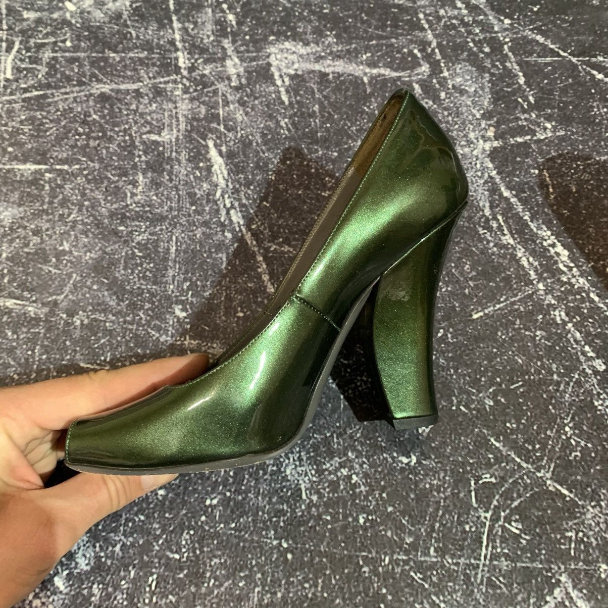 Yves Saint Laurent Yves Saint Laurent Amazing Green Women’s Heels size 35.5 Size US 5.5 / IT 35.5 - 14 Thumbnail