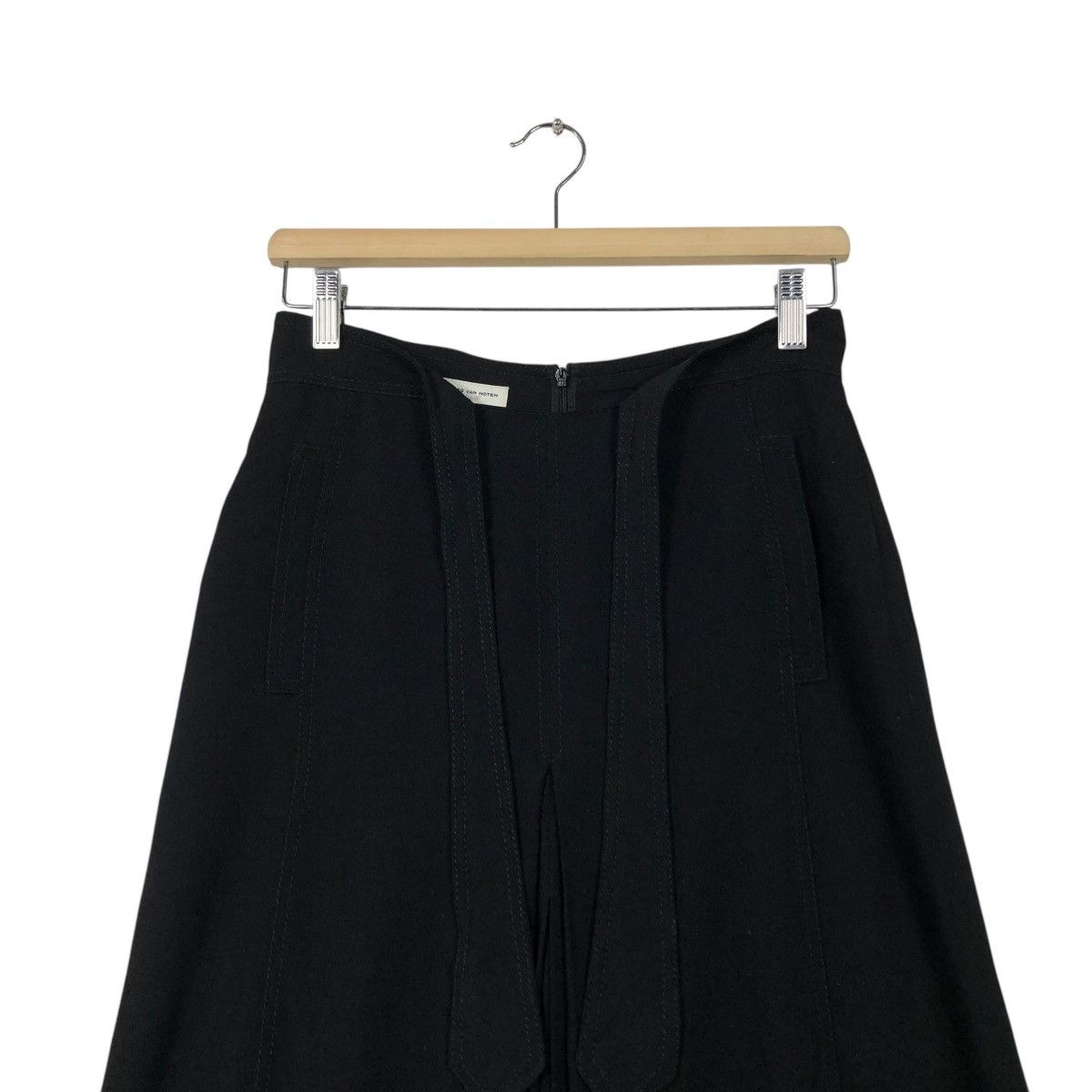 Dries Van Noten 🔥RICH BLACK LONG SKIRT RUNWAY DRIES VAN NOTEN BELGIUM Size 28" / US 6 / IT 42 - 4 Thumbnail