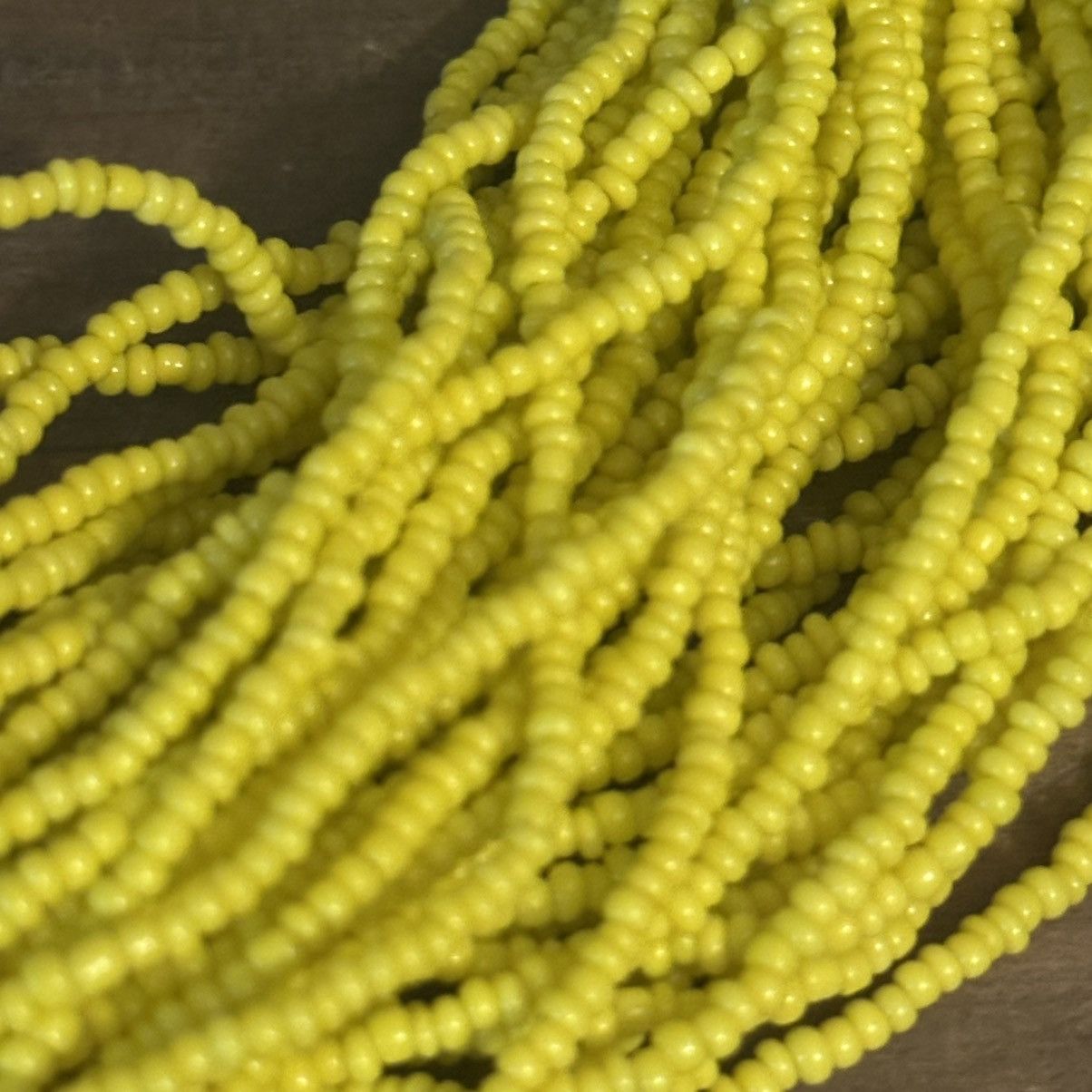 Other Chunky multi strand yellow seed bead collar necklace Size ONE SIZE - 2 Thumbnail