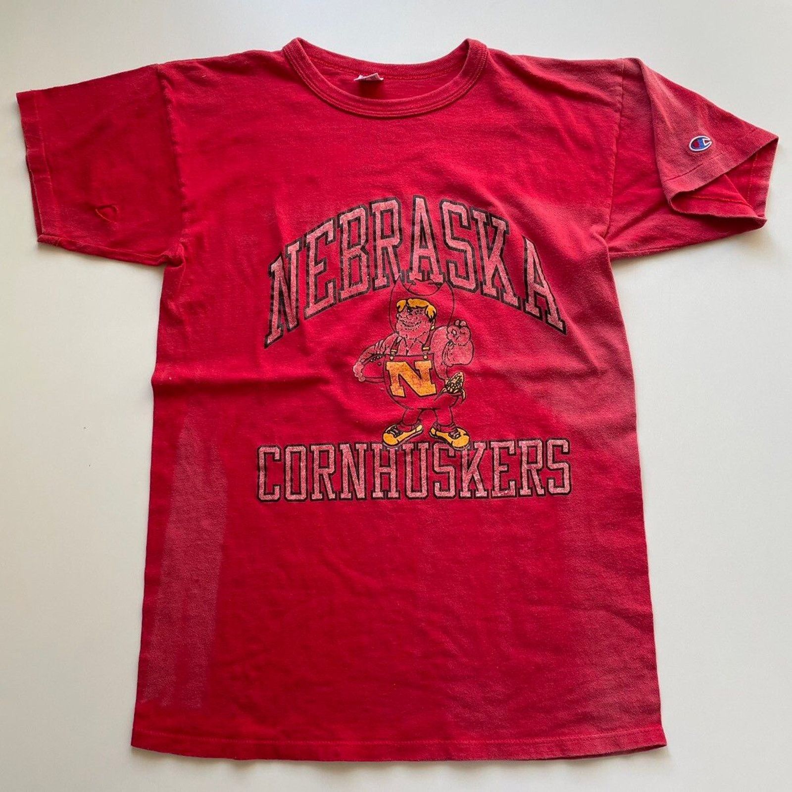 Champion Vintage 90s Nebraska Huskers NCAA T Shirt Large Faded Rare Size US L / EU 52-54 / 3 - 1 Thumbnail