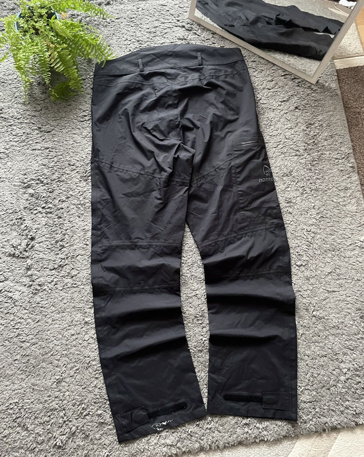 Norrona Norrøna Pants Gorpcore Outdoor Gore-Tex Logo Rare Streetwear Size US 38 / EU 54 - 14 Thumbnail