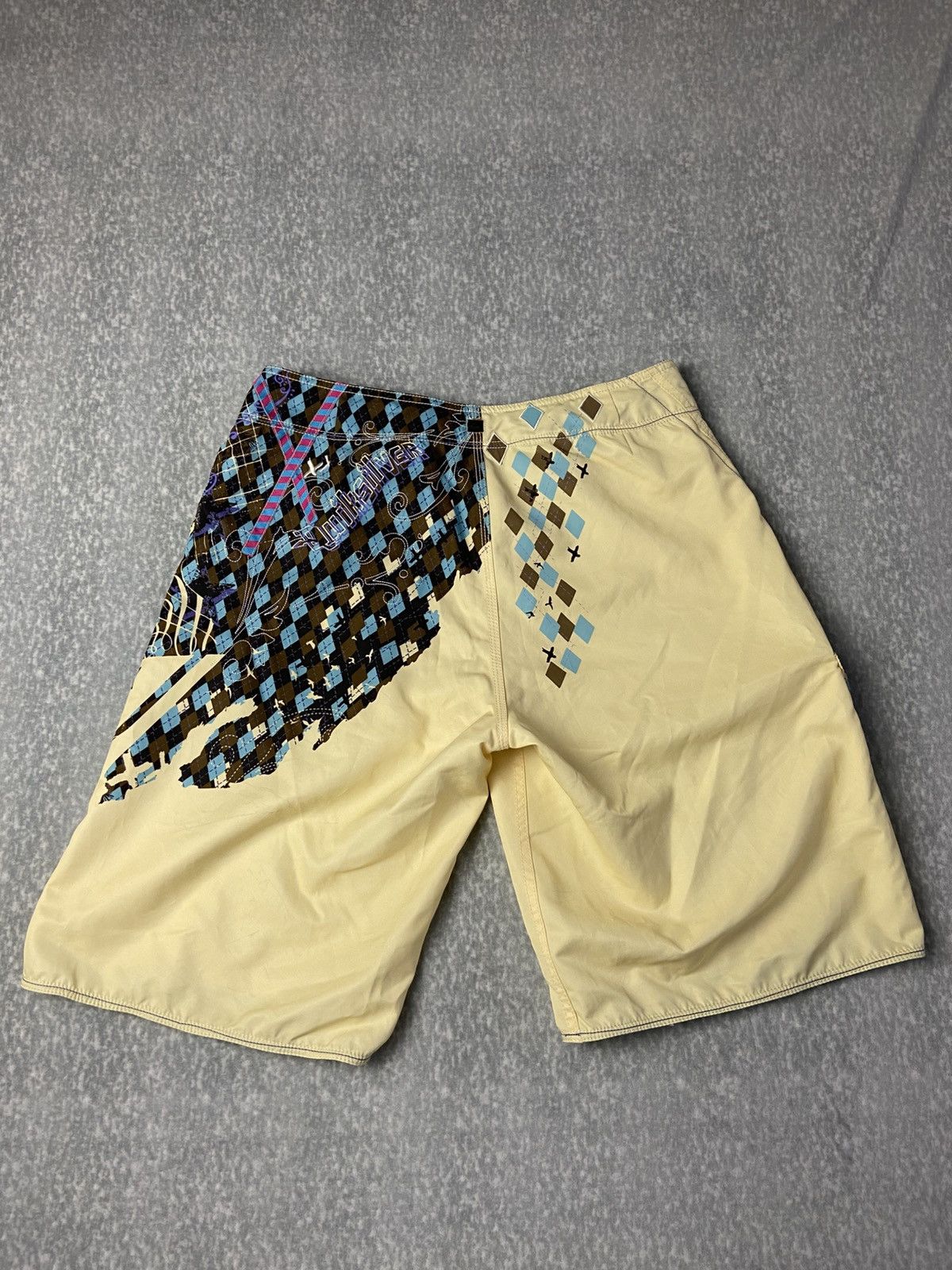 Quiksilver Vintage Quiksilver Argyle Boardshorts Size US 34 / EU 50 - 6 Thumbnail