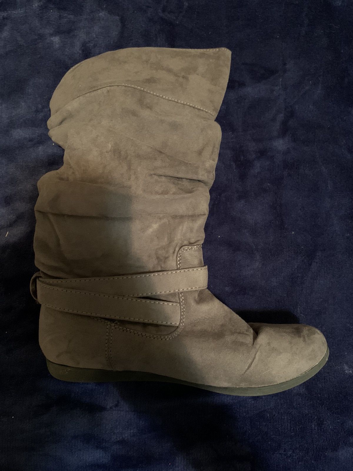 Vintage Women’s Boots Y2K Streetwear Fashion Vintage Thrift Opium 00 Size US 8 / IT 38 - 1 Thumbnail