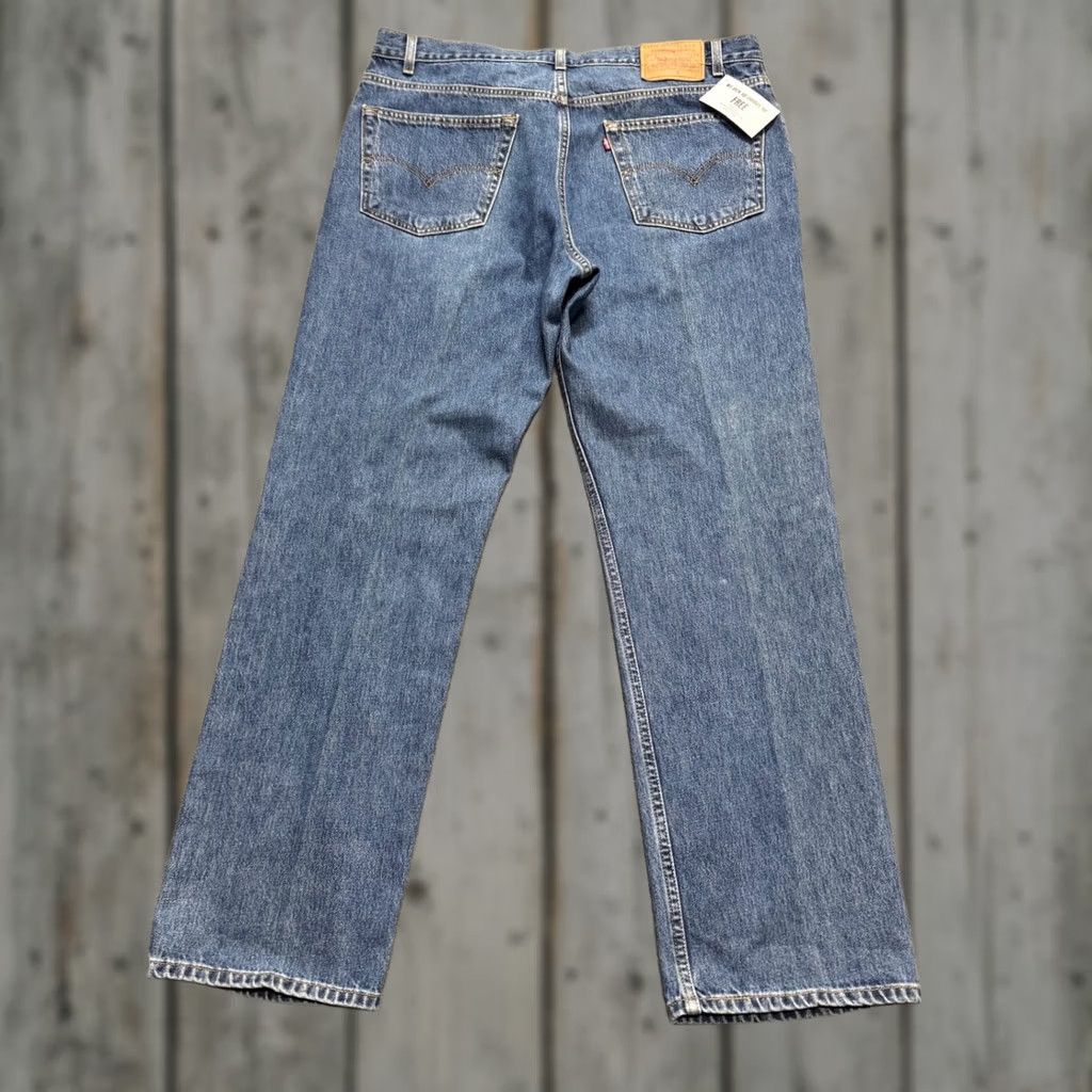 Levi's VINTAGE Levi's Jeans Men's 40x32 Regular Straight Blue Cotton Paper Tag Distressed Flaw Details size 40 Regular 32in Inseam Mens Blue Jeans Size US 40 / EU 56 - 1 Thumbnail