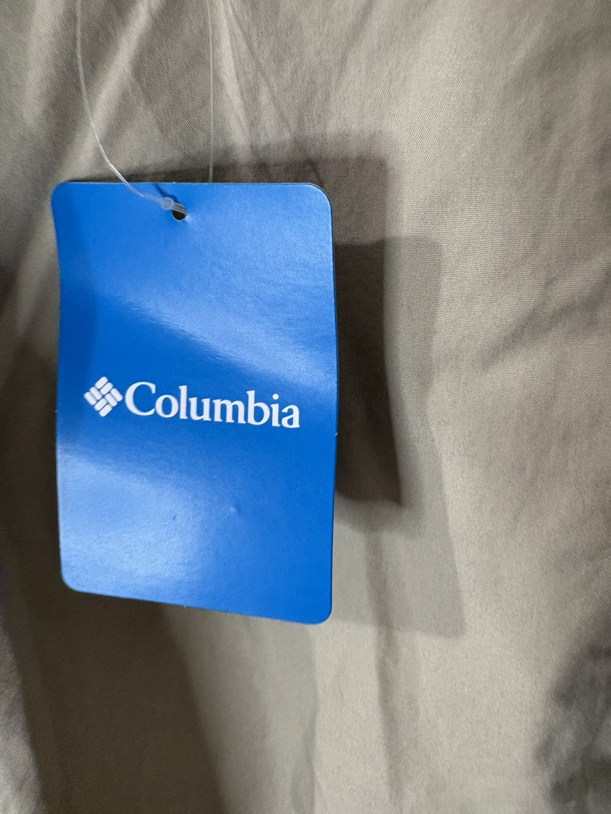 Columbia NWT modern classic khaki shorts size 36 Size US 36 / EU 52 - 2 Thumbnail