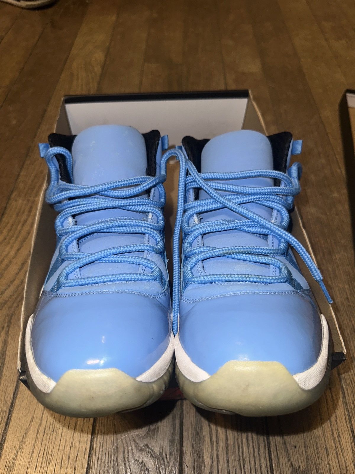Jordan Brand Jordan 11 Pantone Size US 10.5 / EU 43-44 - 4 Thumbnail