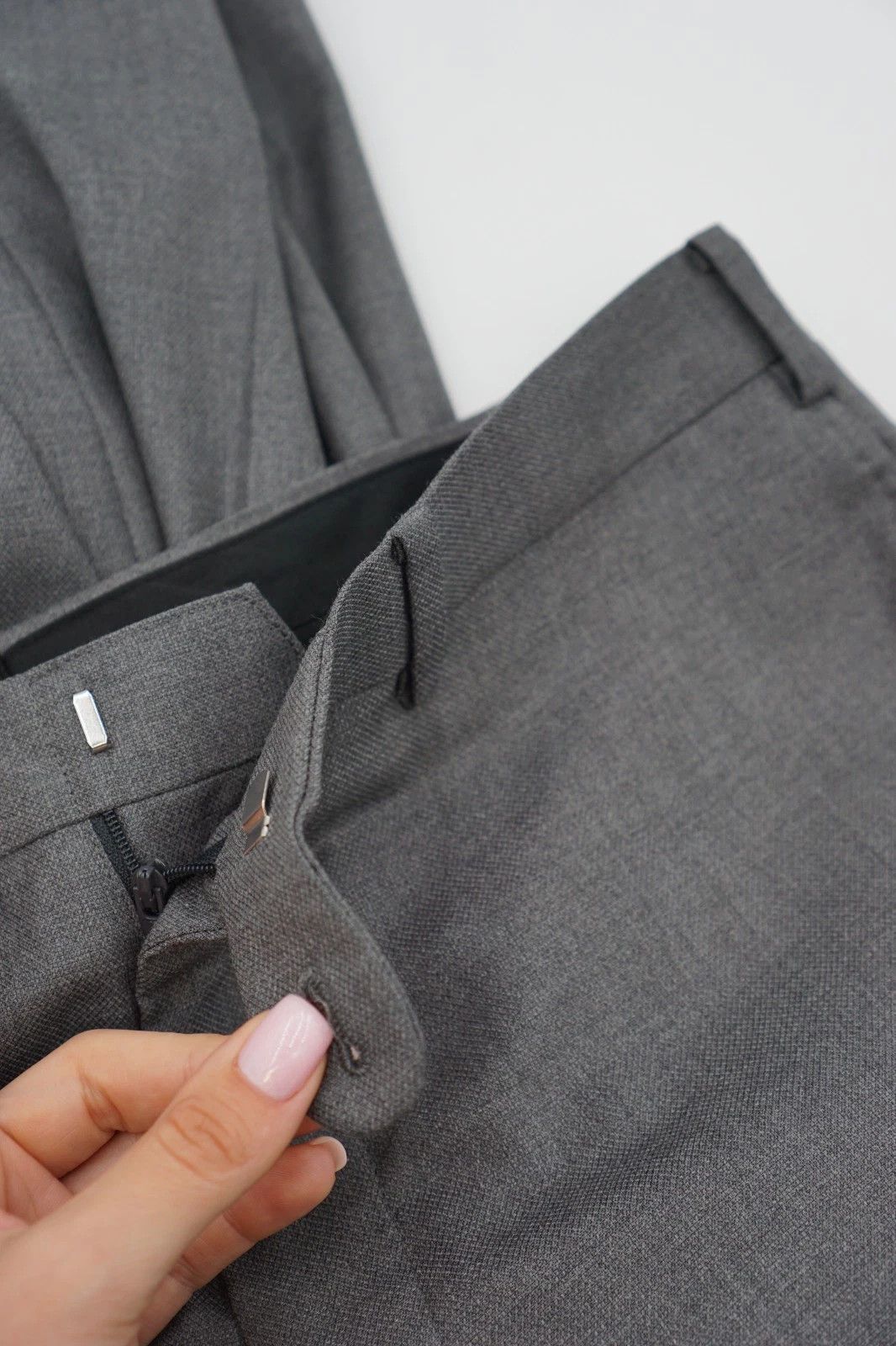 Suitsupply Men Suitsupply Trousers Lazio Wool Grey Size UK/US38 Size 38R - 4 Thumbnail