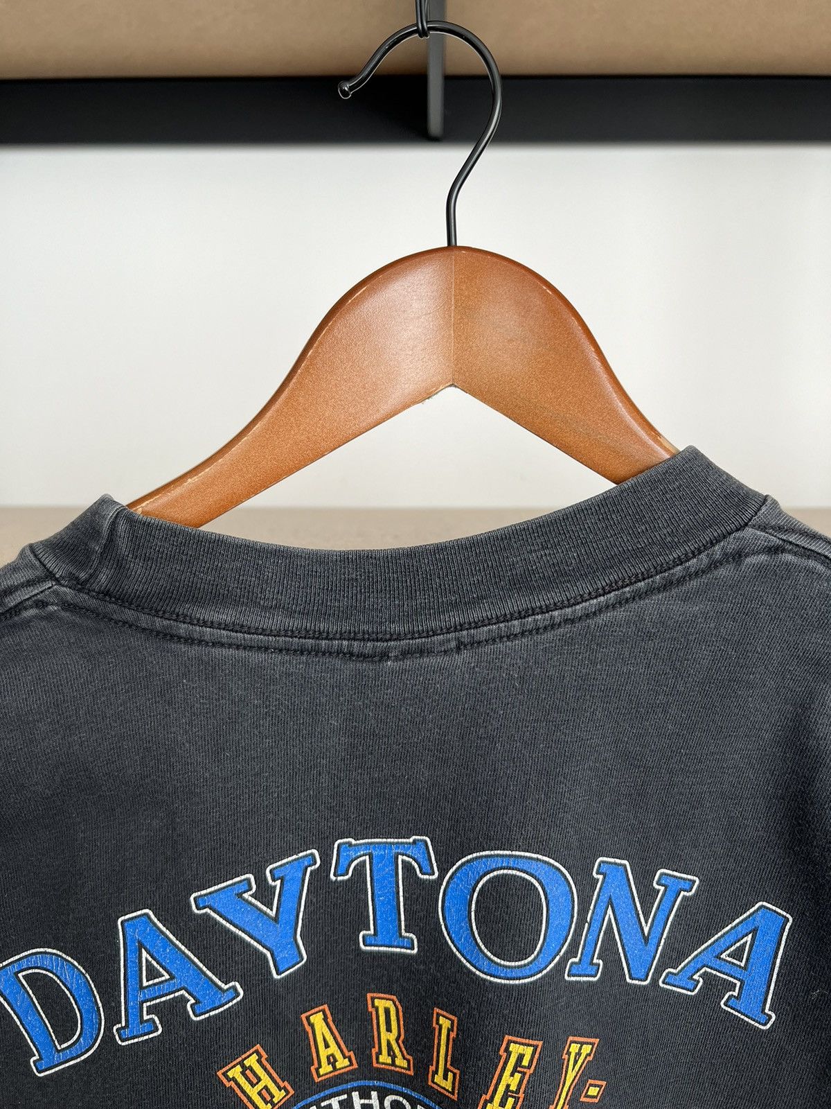 Harley Davidson Vintage 2000 Harley Davidson Bike Week Daytona Wolf T-shirt Size US M / EU 48-50 / 2 - 18 Thumbnail