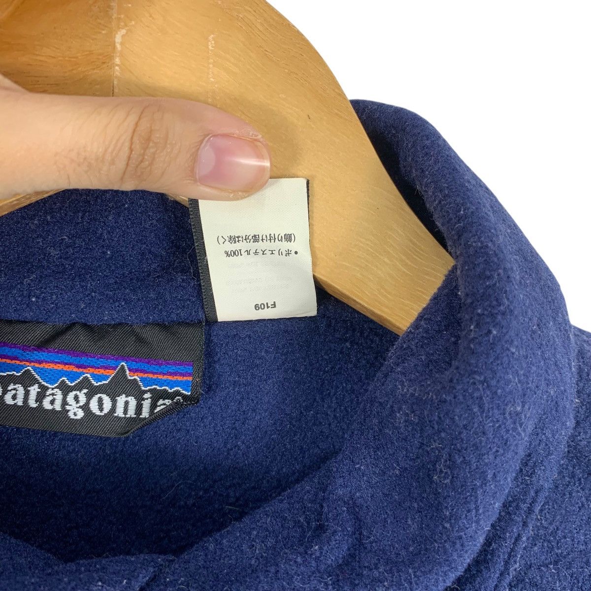 Patagonia Vintage PATAGONIA MADE IN USA Striped Fleece Polo Tee Shirt Size US M / EU 48-50 / 2 - 11 Thumbnail