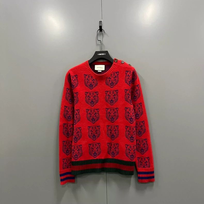 Gucci GucciRed tiger head full-printed knitwear 2503-Nextarrow Size US S / EU 44-46 / 1 - 1 Thumbnail