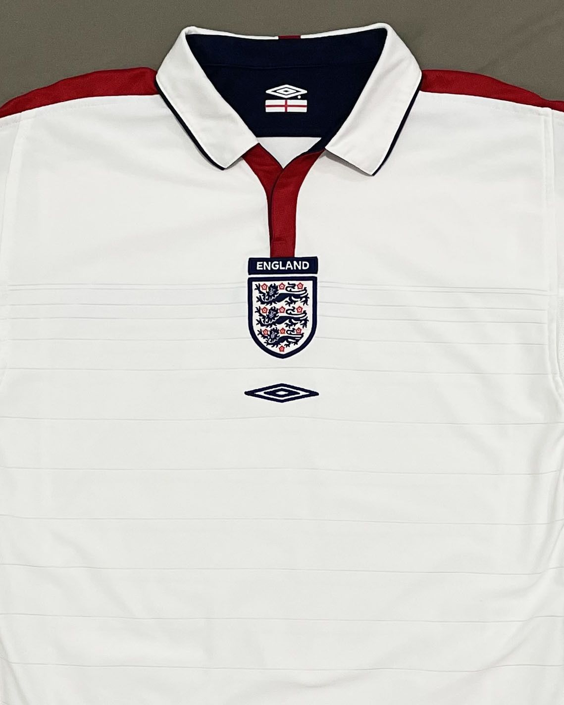 Umbro England Home Kit 2003 2004 2005 Size US M / EU 48-50 / 2 - 3 Thumbnail