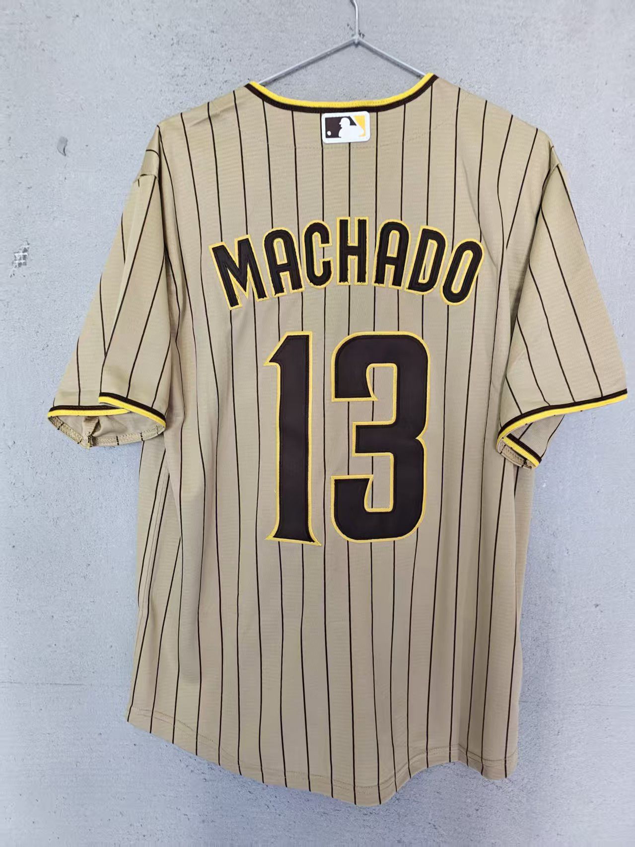 MLB San Diego Padres #13 Machado Jersey Size US XL / EU 56 / 4 - 1 Thumbnail