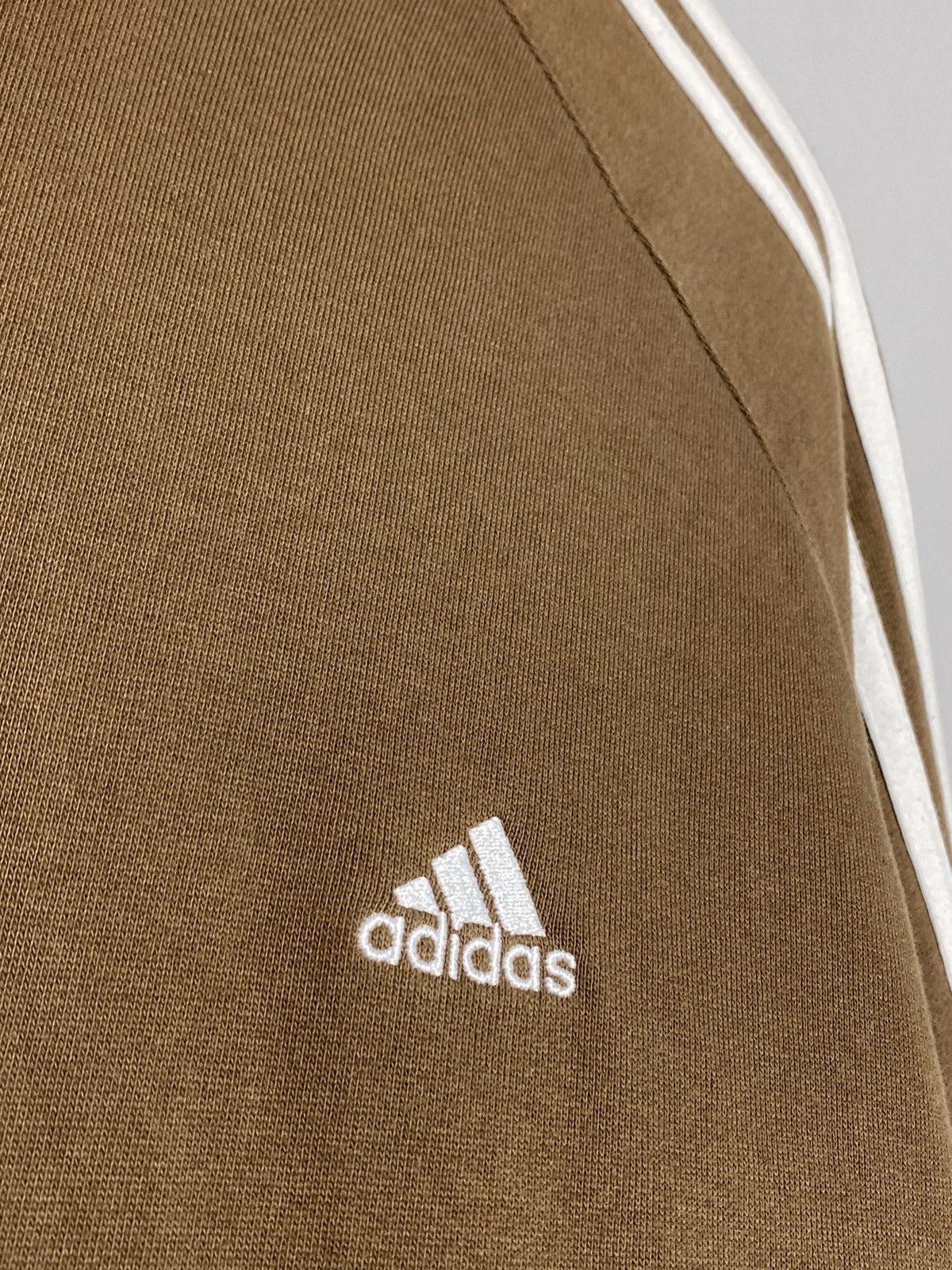 Adidas 🔥 ADIDAS Y2K BROWN 3-STRIPES CREW SWEAT RETRO SPORT VIBE Size US L / EU 52-54 / 3 - 9 Thumbnail