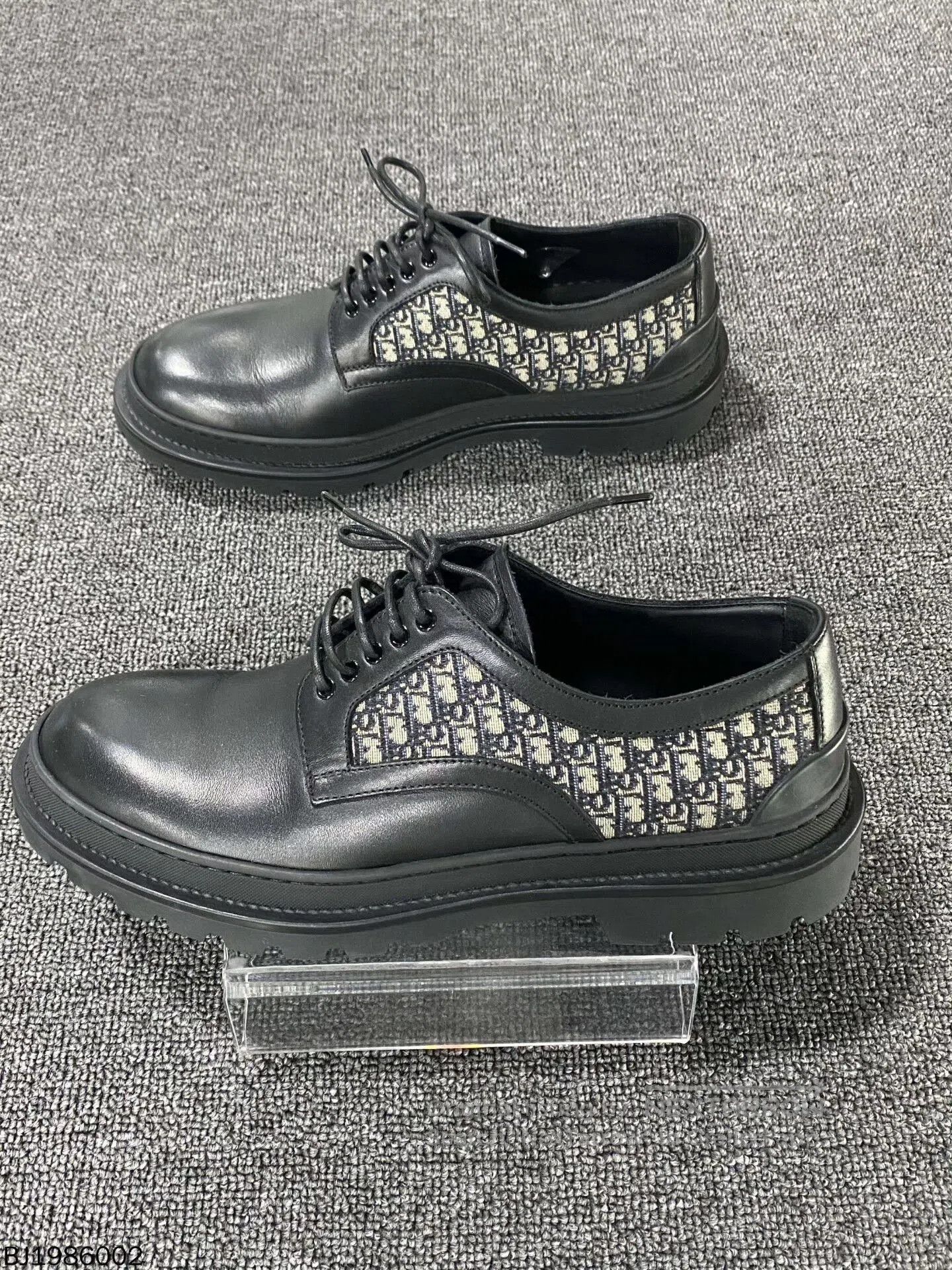 Dior dior patterned leather shoes with replacement laces. Size US 9 / EU 42 - 1 Thumbnail