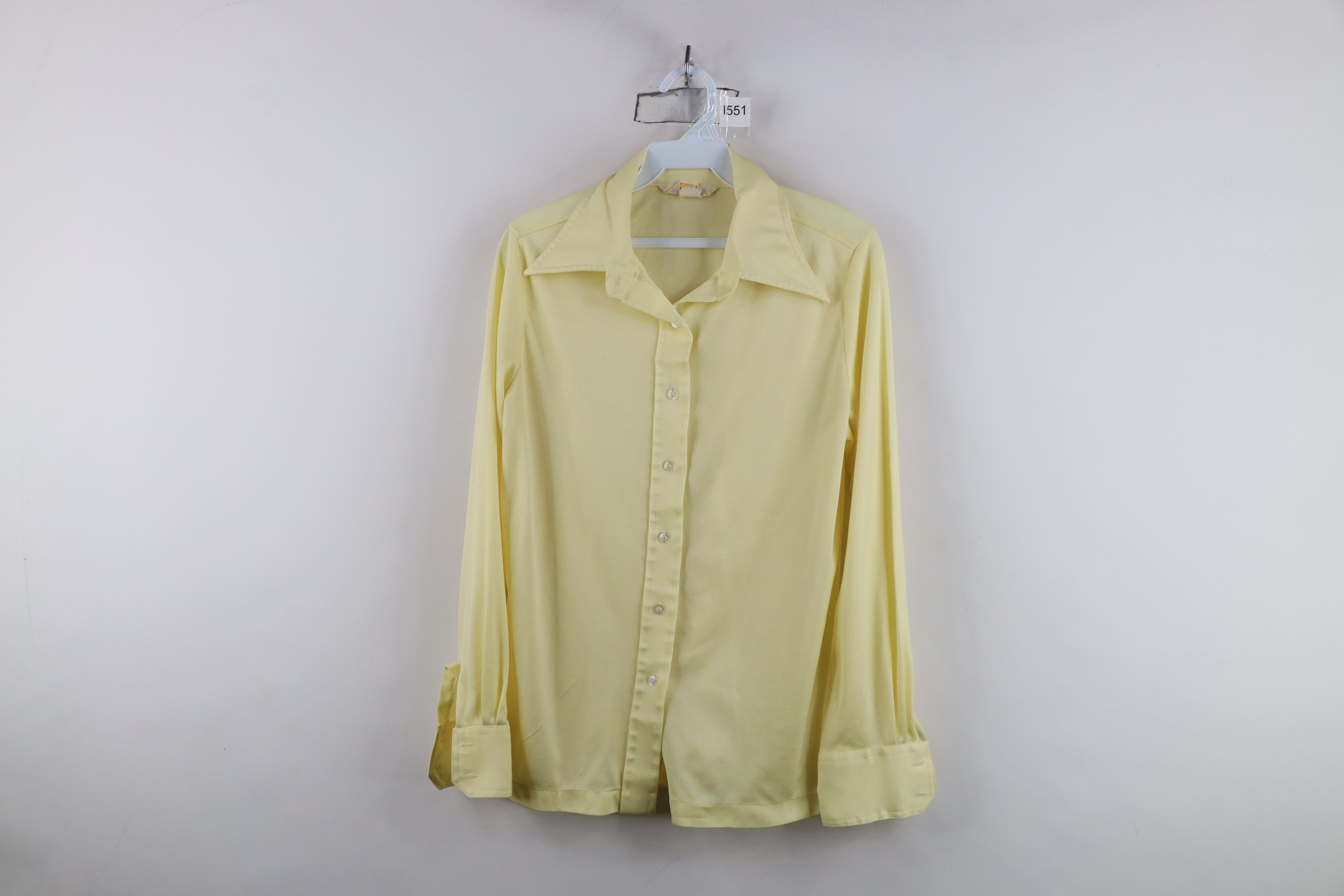 Vintage Vintage 70s Streetwear Knit Collared Button Shirt Yellow Size XXL / US 16-18 / IT 52-54 - 1 Thumbnail