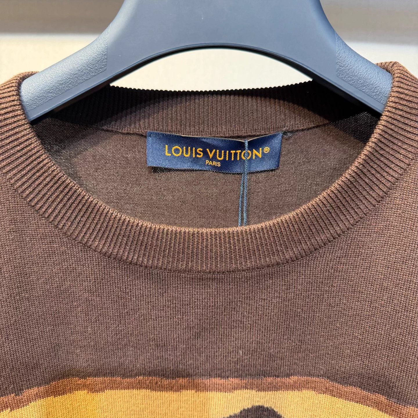 Louis Vuitton Lv x Pharrell Williams Knit Brown Short-Sleeve M Size US M / EU 48-50 / 2 - 4 Thumbnail