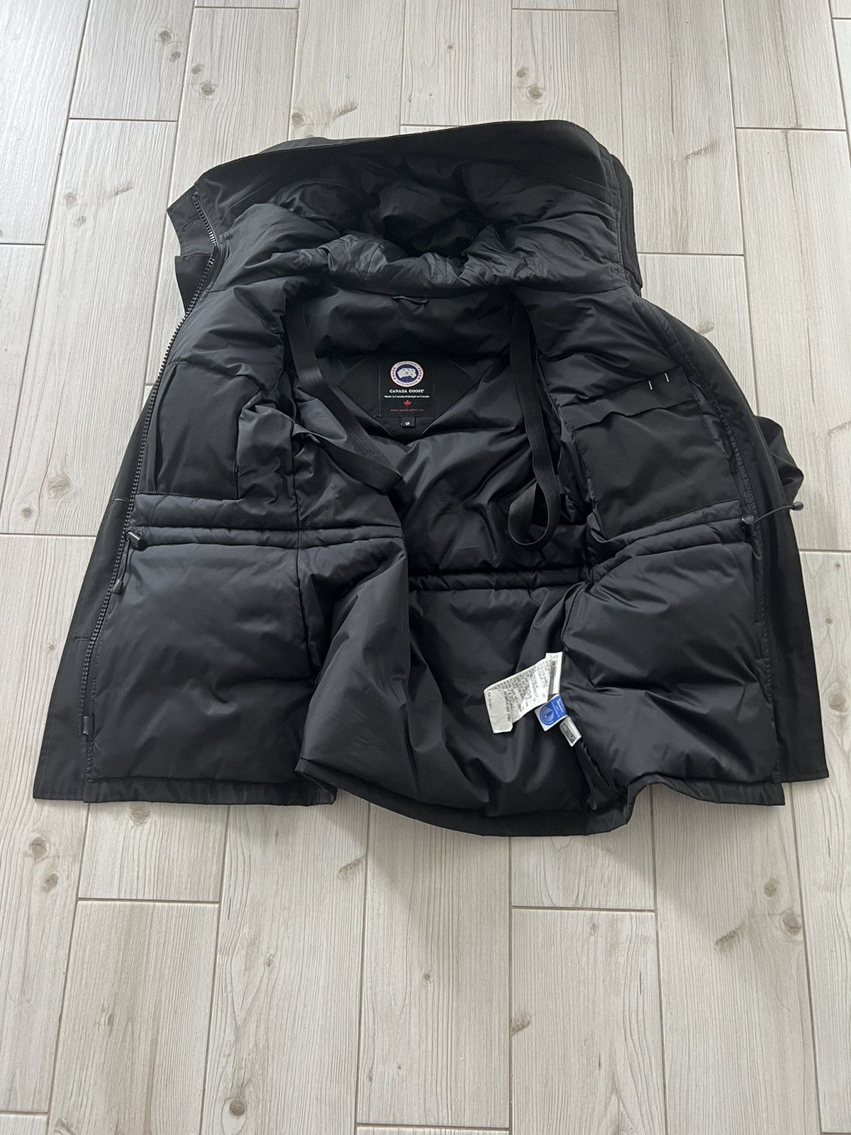 Canada Goose Canada Goose Jacket Puffer Vintage Small Black Size S / US 4 / IT 40 - 13 Thumbnail