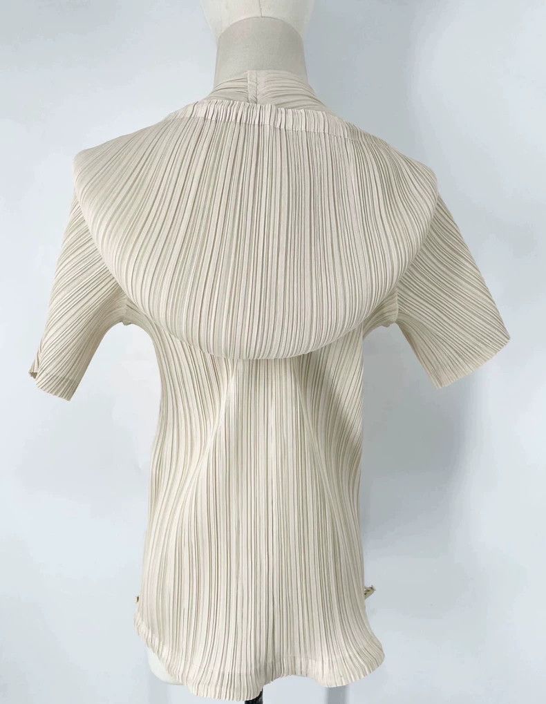 Issey Miyake Issey Miyake size:3 A beige hoodie with a zipper cardigan Size M / US 6-8 / IT 42-44 - 2 Thumbnail