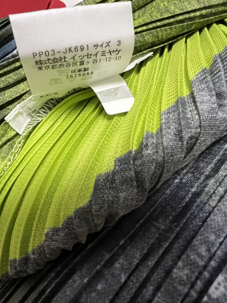 Issey Miyake Issey Miyake size:3 Blue and green two-piece pleated vest Size XS / US 0-2 / IT 36-38 - 6 Thumbnail