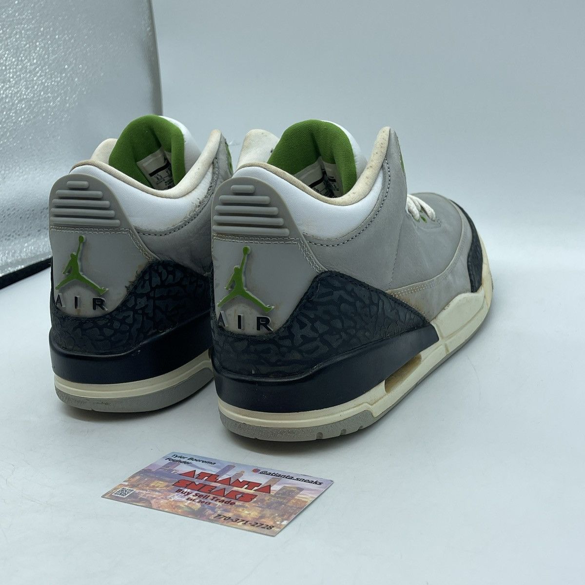 Jordan Brand Air Jordan 3 chlorophyll Size US 8.5 / EU 41-42 - 5 Thumbnail