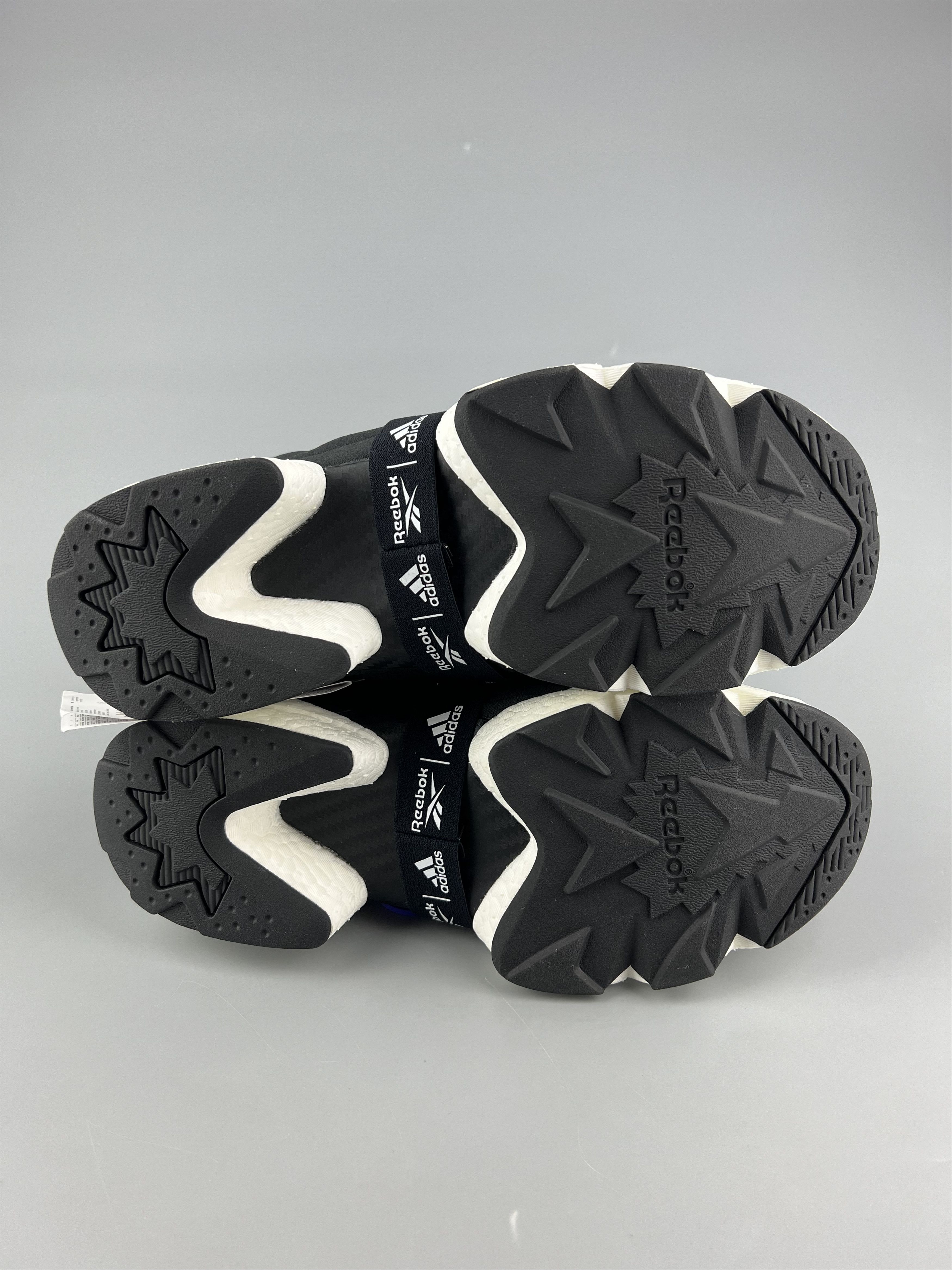 Adidas Adidas x Reebok Instapump Fury Boost "Pantone" Size US 7.5 / EU 40-41 - 6 Thumbnail