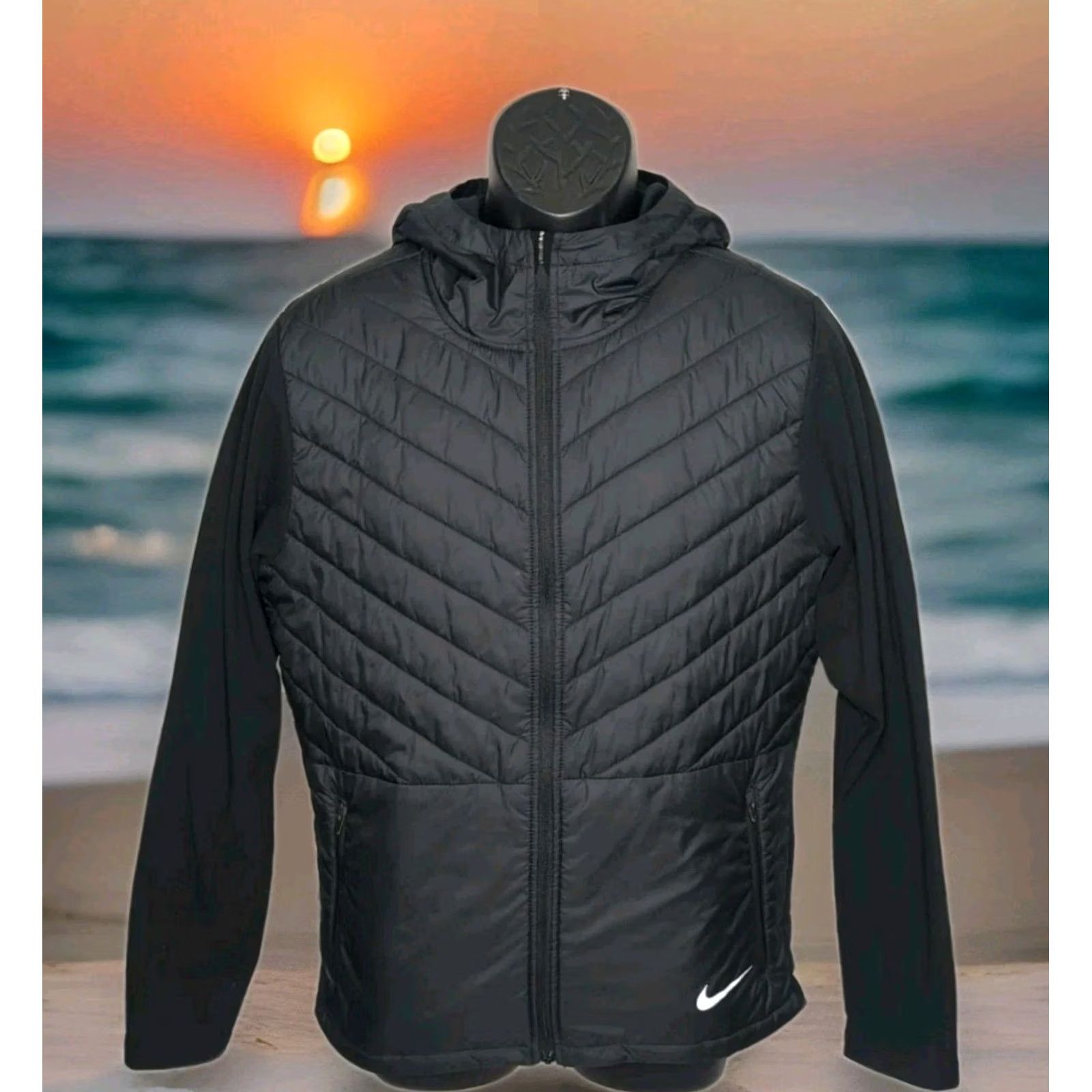 Nike Nike Aerolayer Running Jacket Mens Small Black Quilted Hooded Insulated Puffer Size US S / EU 44-46 / 1 - 3 Thumbnail