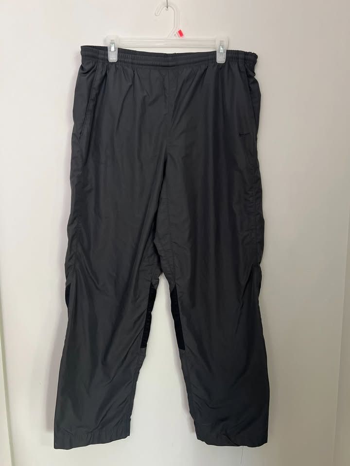 Nike Vintage Nike Y2K Classic Lined Pant Windbreaker Ankle Zip Size US 32 / EU 48 - 1 Thumbnail