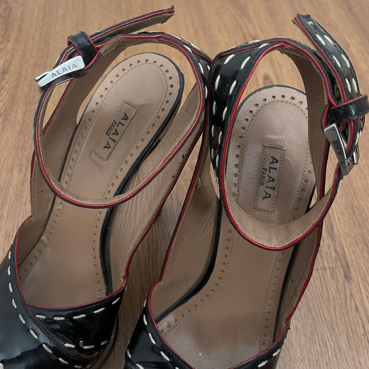 Alaia × Designer ALAIA black high heels nice design Size US 6 / IT 36 - 4 Thumbnail