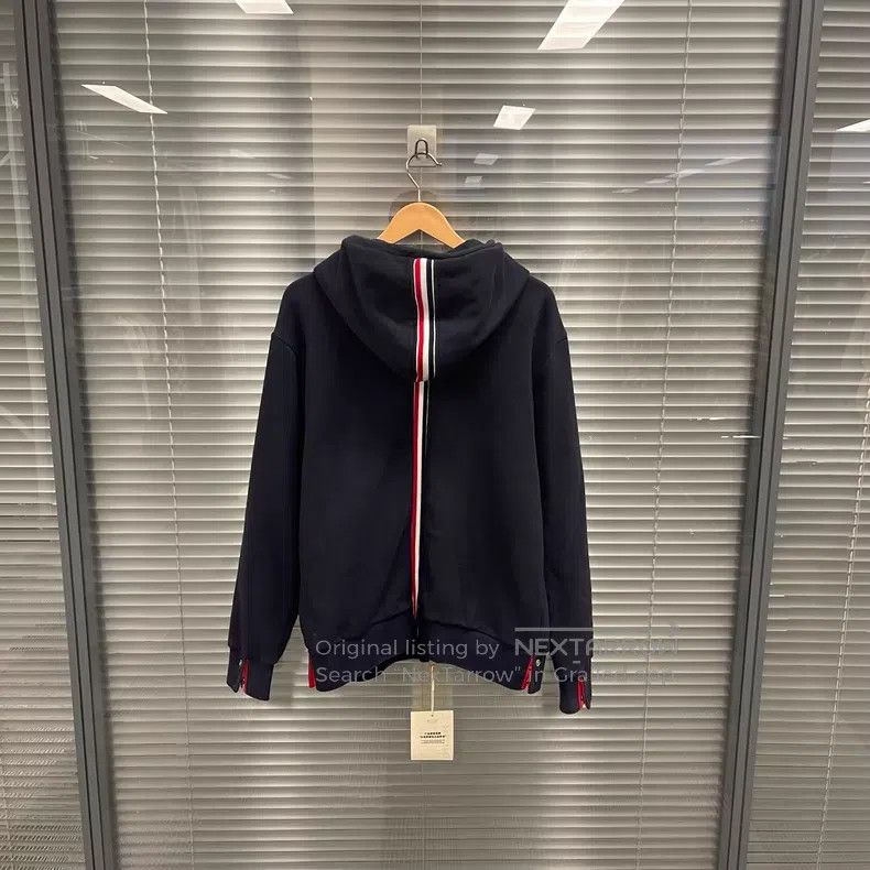Thom Browne Thom Browne Hooded Sweatshirt Classic Red and White Stripe Size US L / EU 52-54 / 3 - 2 Thumbnail
