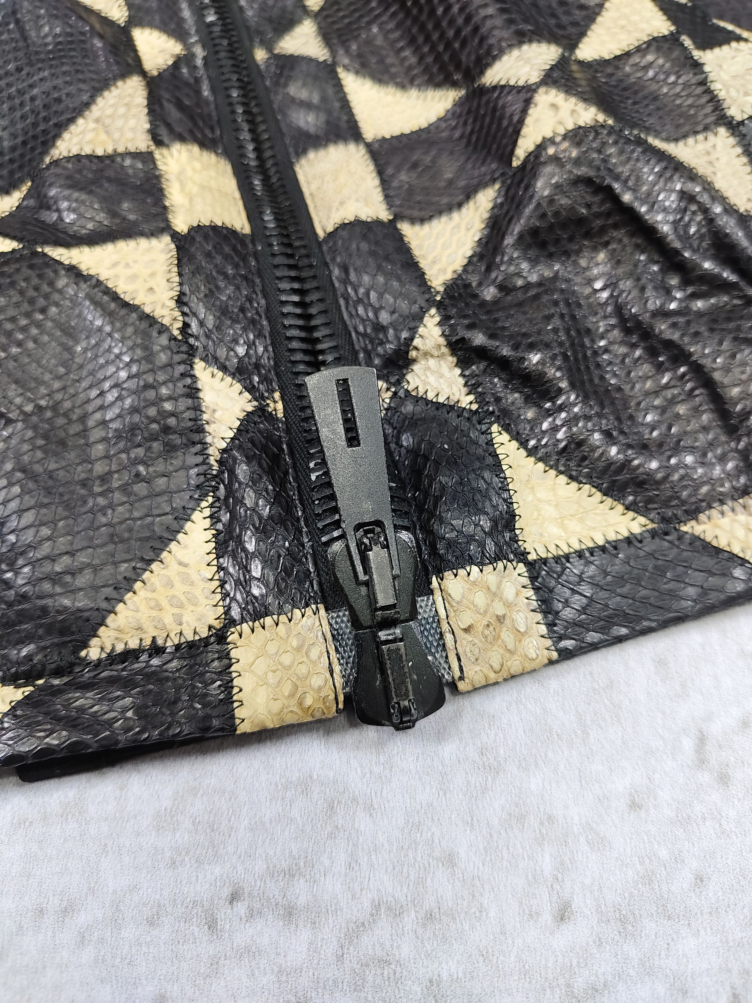 Andrea Pompilio Andrea Pompilio Snakeskin Geometric Pacthwork Archive Bomber Size US M / EU 48-50 / 2 - 5 Thumbnail