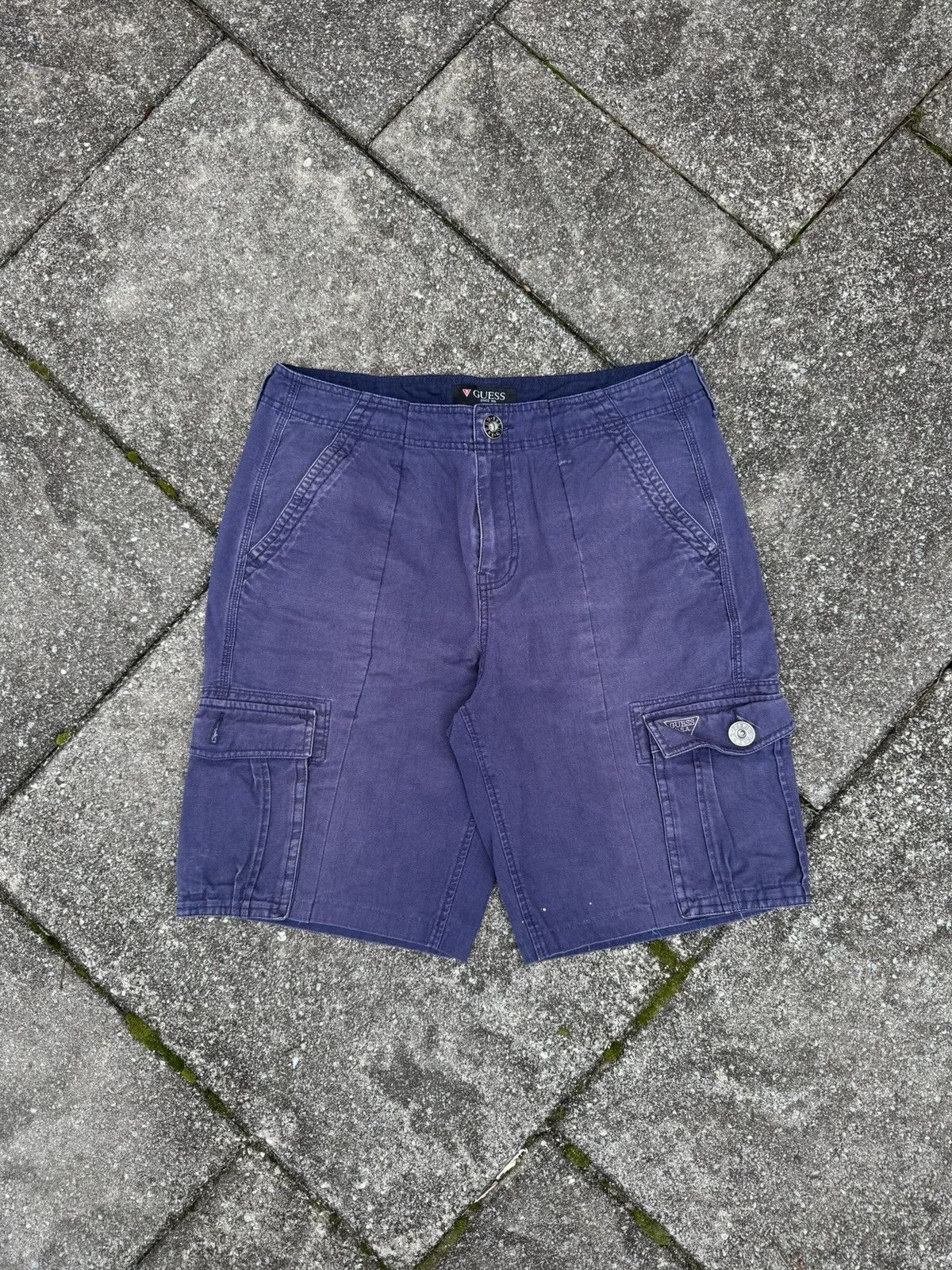 Guess Vintage Guess Jeans Beautifully Faded Essential Shorts Size US 34 / EU 50 - 1 Thumbnail