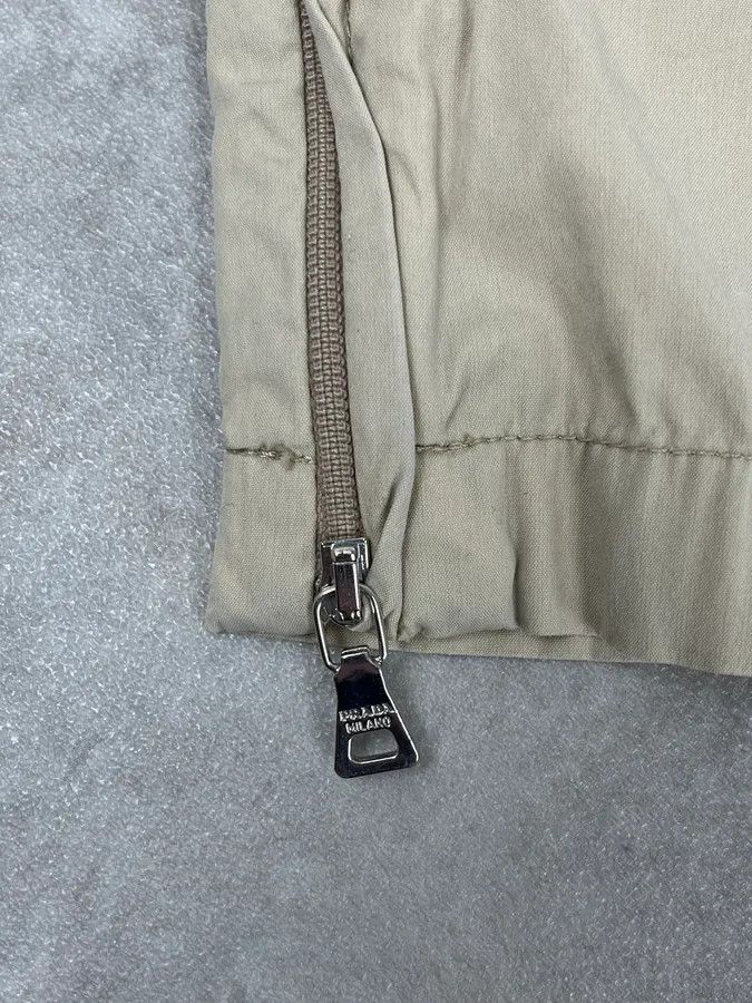 Prada SS2007 Prada Beige Nylon Zip-Ankle Technical Cargo Pants Size 28" / US 6 / IT 42 - 10 Thumbnail