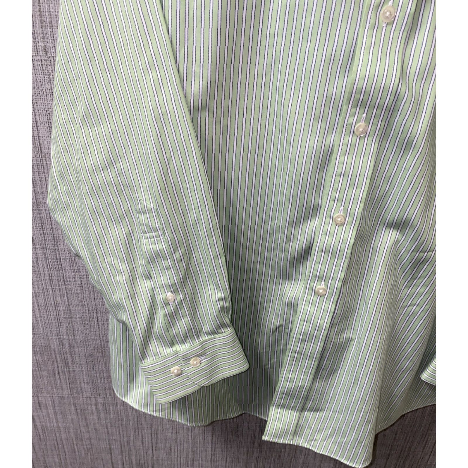 Brooks Brothers Brooks Brothers Mens Dress Shirt XL Green/White Striped Long Sleeve Non-Iron Regular Size Type: Regular Mens Size 46R - 4 Thumbnail
