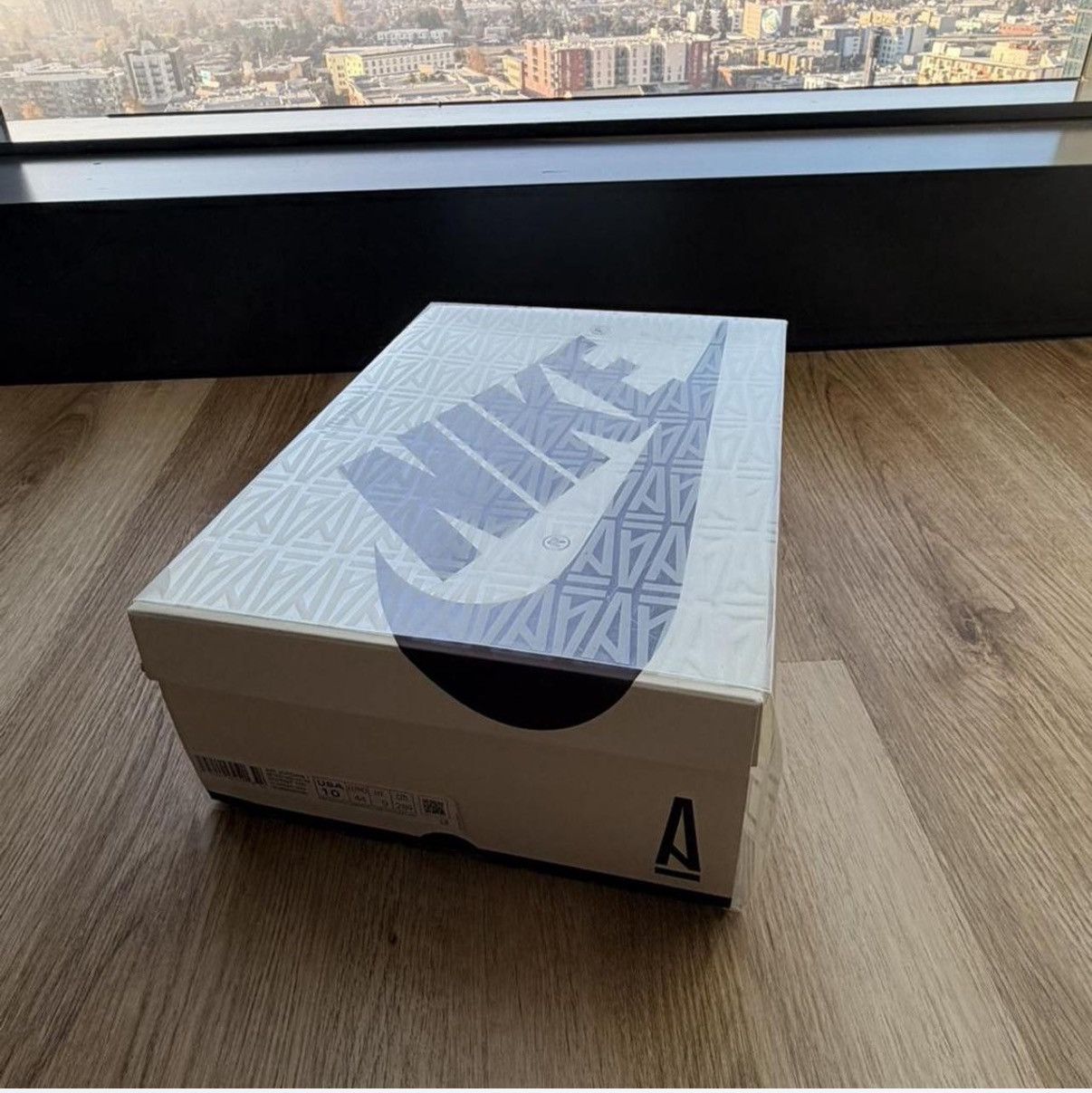 A Ma Maniere × Jordan Brand A Ma Maniere Air Jordan 1 Size US 10 / EU 43 - 4 Thumbnail