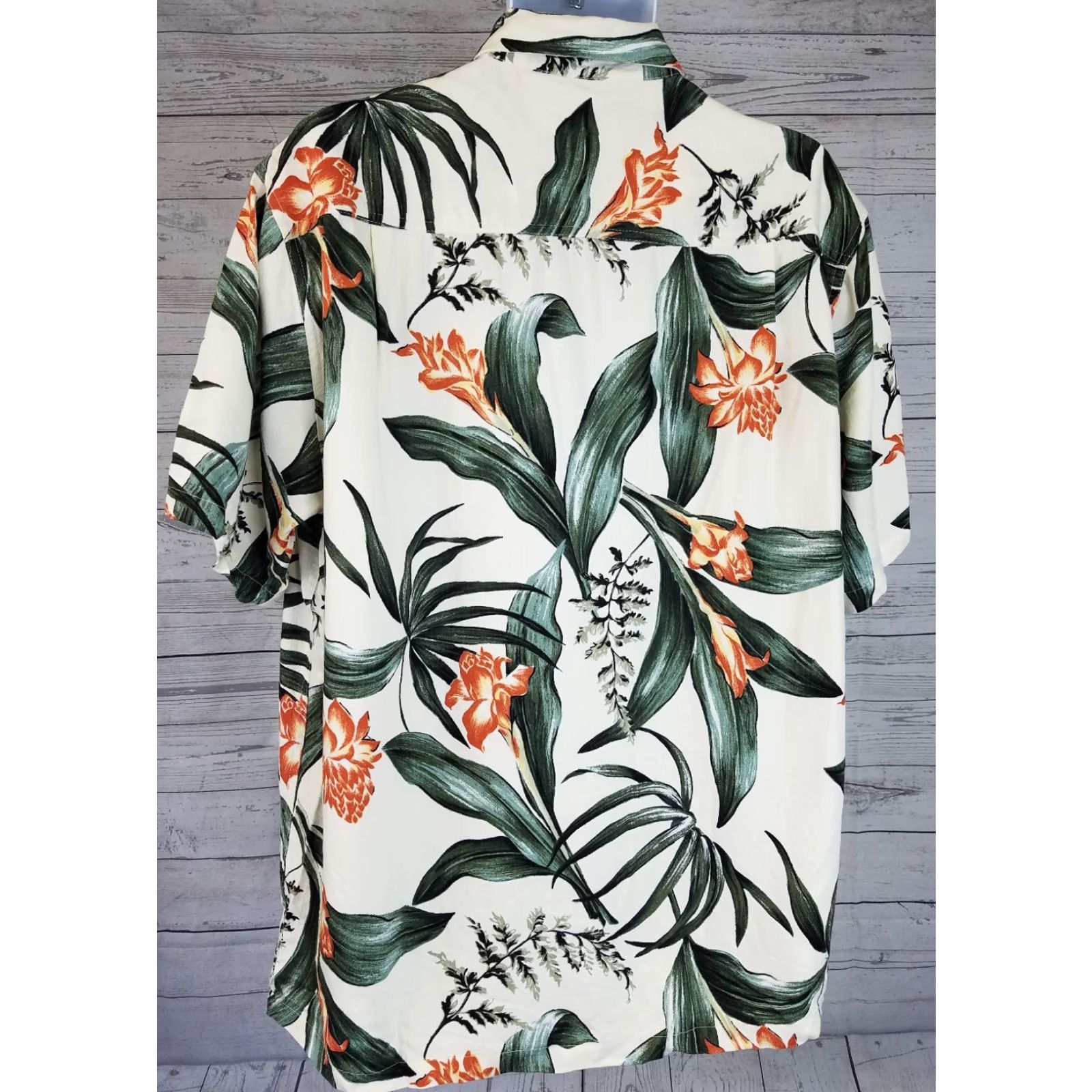 Vintage Coconut Shell Mens Hawaiian Shirt XL Ivory Floral Leaf Print Rayon Button-Up Short Sleeve Collared Navy Hawaiian Theme Mens Size US XL / EU 56 / 4 - 2 Thumbnail