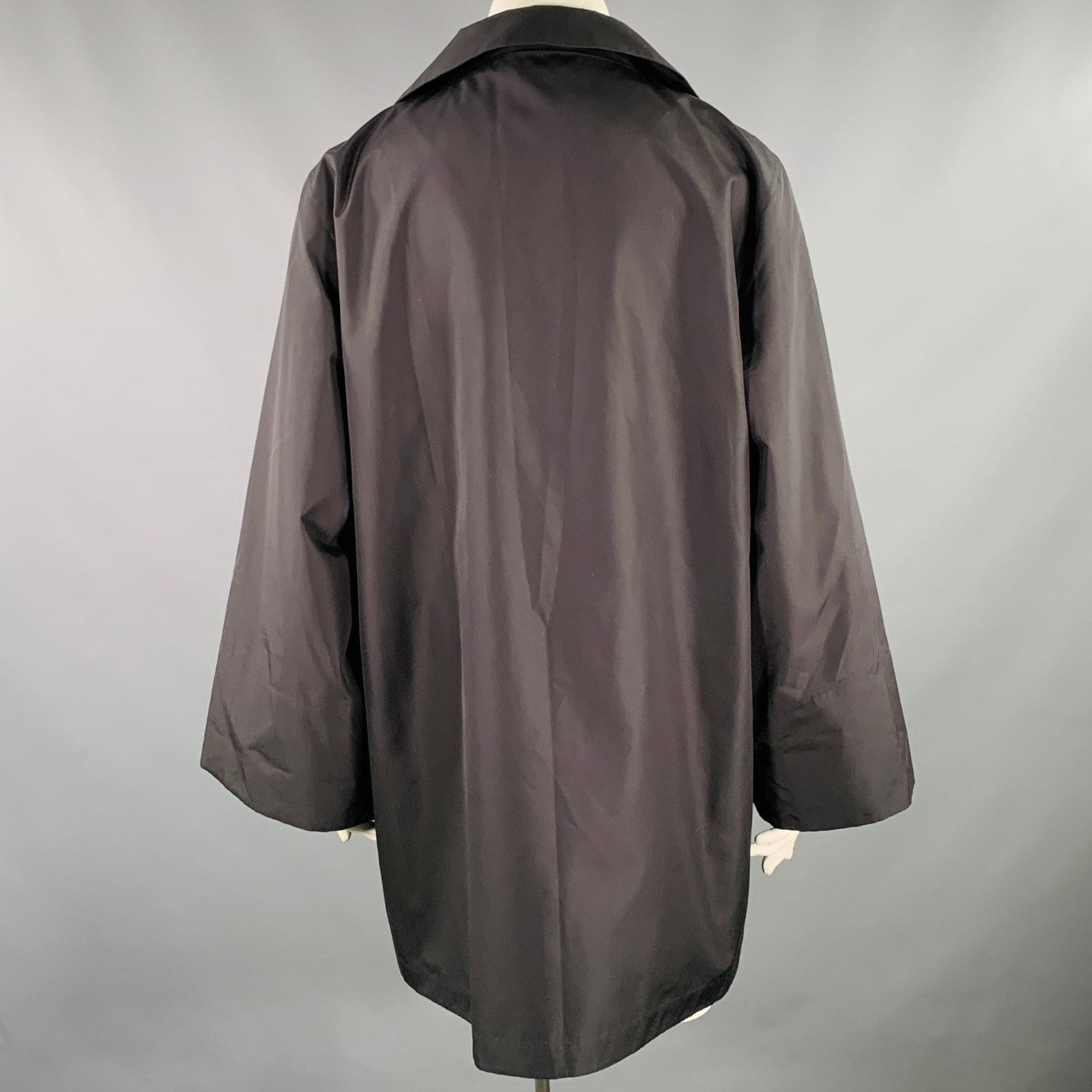 Akris AKRIS Size 12 Black Silk Zip Up Coat Size XL / US 12-14 / IT 48-50 - 4 Thumbnail