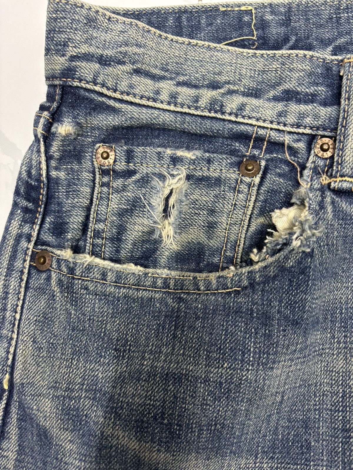Spellbound SPELLBOUND CLAW MARK BAGGY DISTRESSED DENIM JEANS Size US 37 - 10 Thumbnail