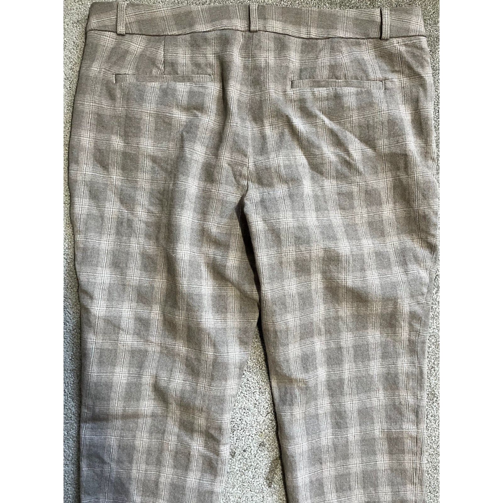 Banana Republic Banana Republic Sloan Fit Plaid Gray Ankle Pants Size 14 Women's Cropped Slim Inseam 25 in Black Size 32" / US 10 / IT 46 - 4 Thumbnail
