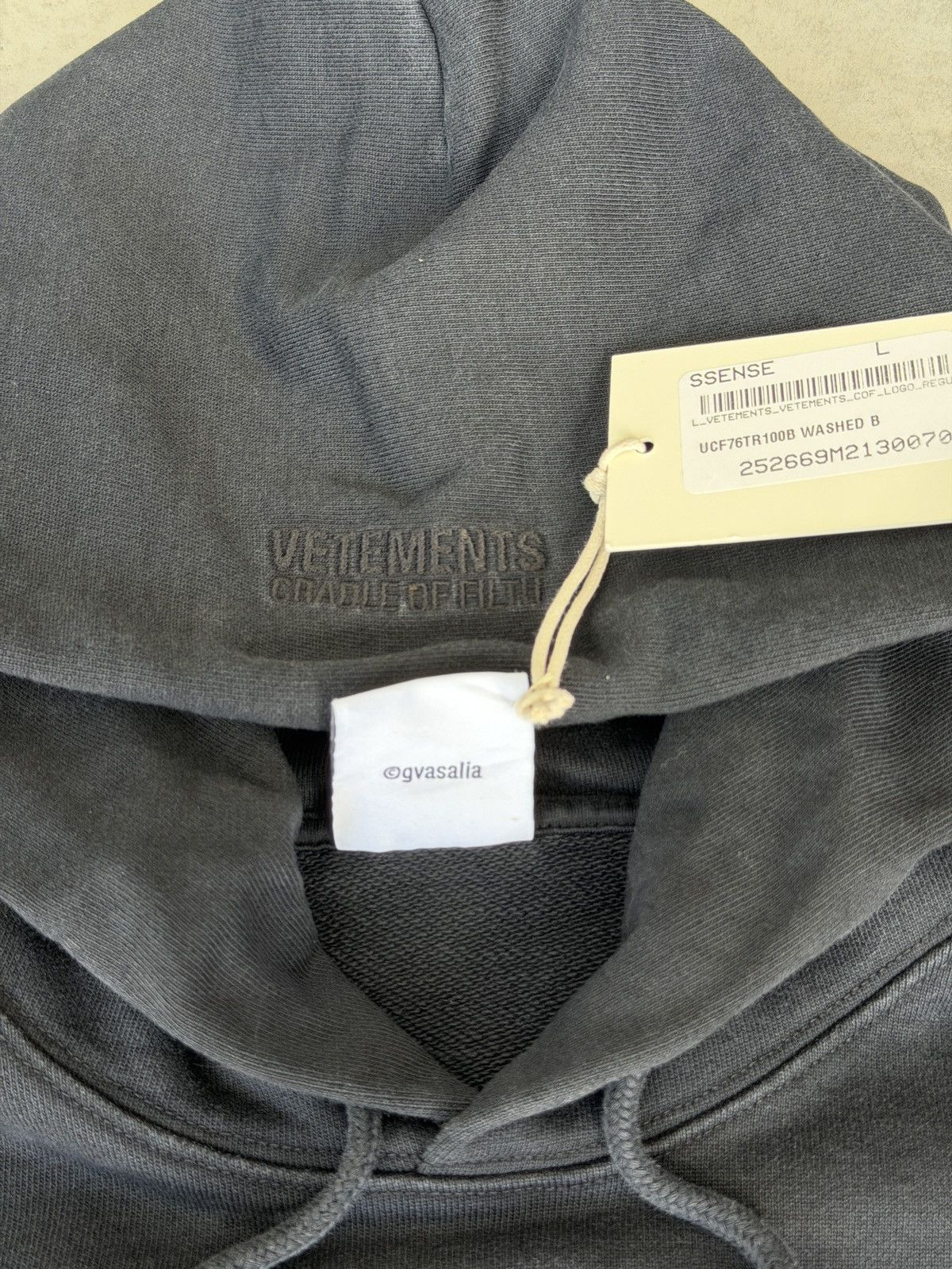 Vetements Vetements x Cradle of filth hoodie Size US L / EU 52-54 / 3 - 7 Thumbnail
