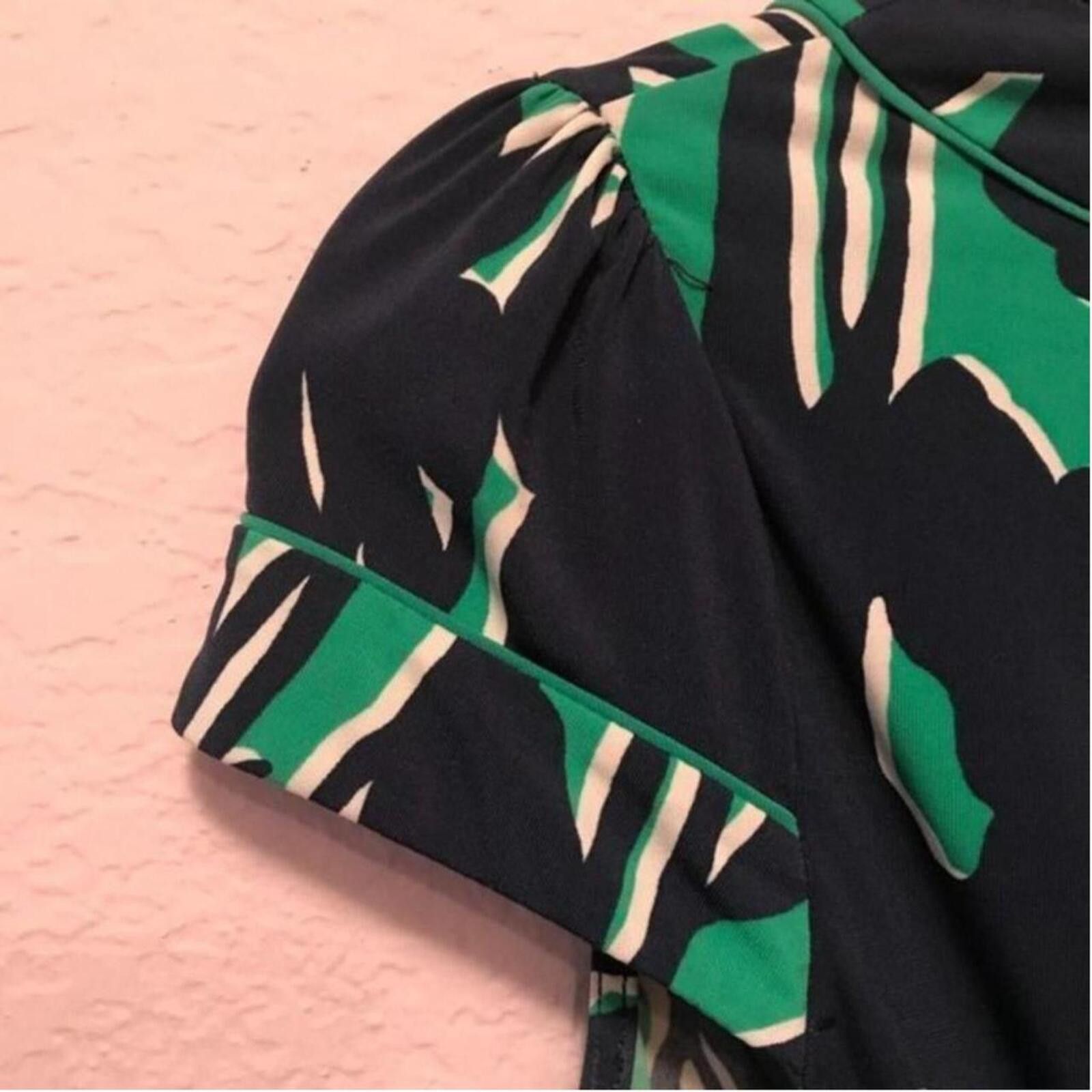 Banana Republic Banana Republic Green and Black Floral Print Dress Size S / US 4 / IT 40 - 7 Thumbnail